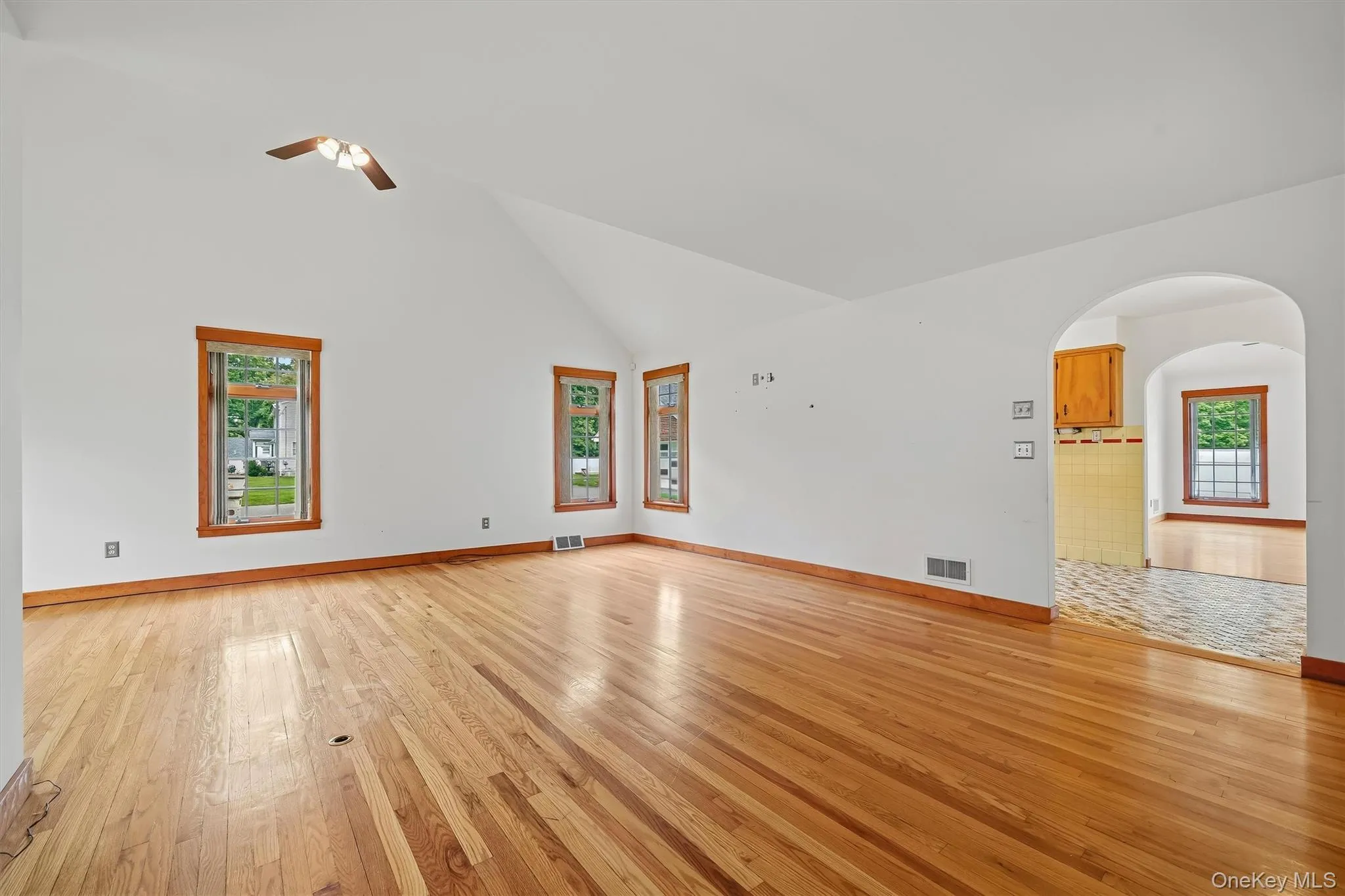 7 Myrtle Avenue, Warwick (town), NY, 2 Bedrooms Bedrooms, 6 Rooms Rooms,2 BathroomsBathrooms,Residential,For Rent,Myrtle,0,1052806 7 Myrtle Avenue, Warwick (town), NY, 2 Bedrooms Bedrooms, 6 Rooms Rooms,2 BathroomsBathrooms,Residential,For Rent,Myrtle,0,1052806