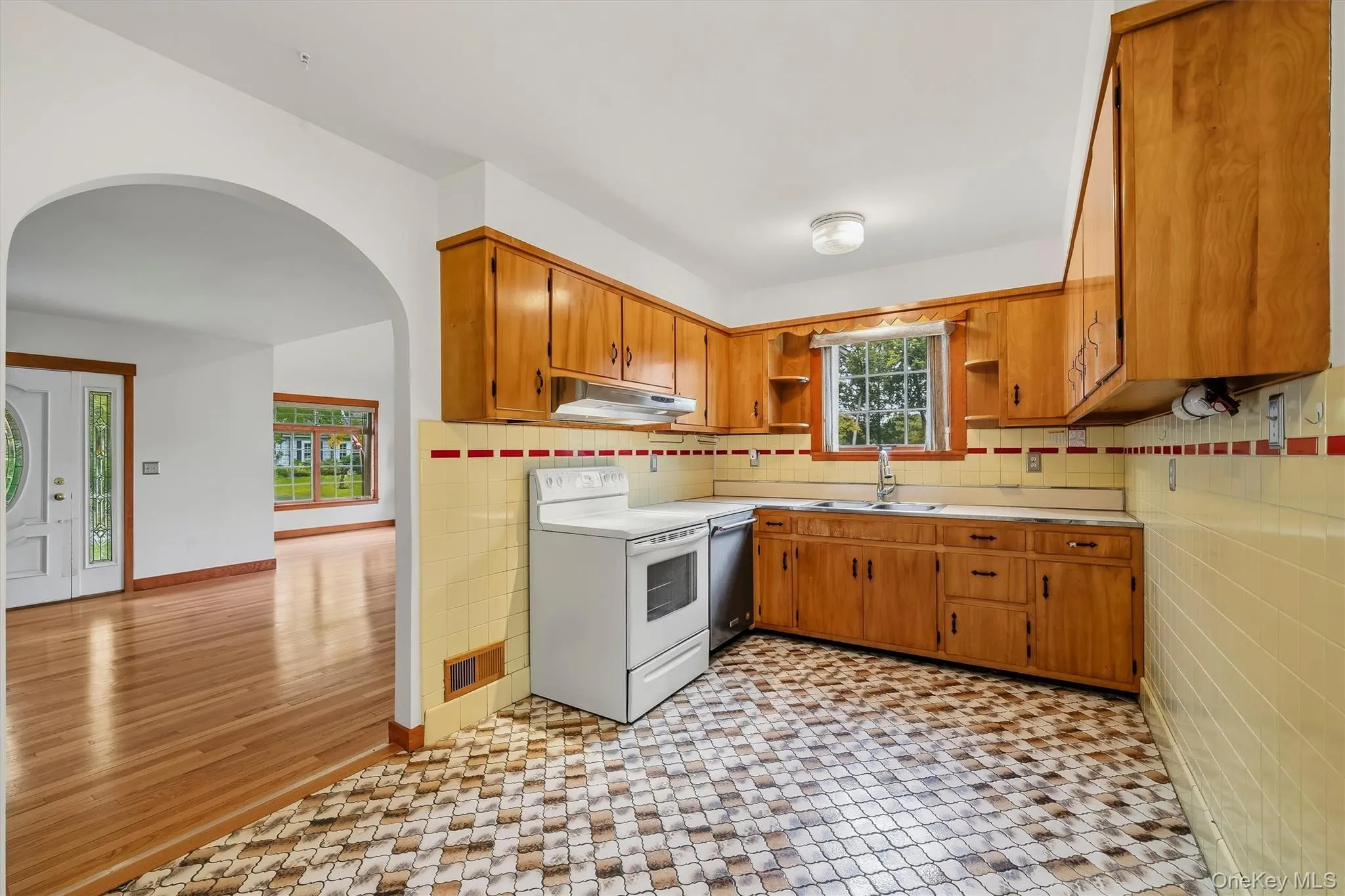 7 Myrtle Avenue, Warwick (town), NY, 2 Bedrooms Bedrooms, 6 Rooms Rooms,2 BathroomsBathrooms,Residential,For Rent,Myrtle,0,1052806 7 Myrtle Avenue, Warwick (town), NY, 2 Bedrooms Bedrooms, 6 Rooms Rooms,2 BathroomsBathrooms,Residential,For Rent,Myrtle,0,1052806