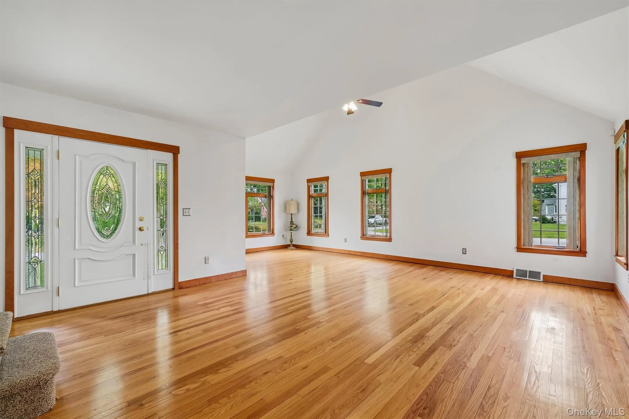7 Myrtle Avenue, Warwick (town), NY, 2 Bedrooms Bedrooms, 6 Rooms Rooms,2 BathroomsBathrooms,Residential,For Rent,Myrtle,0,1052806 7 Myrtle Avenue, Warwick (town), NY, 2 Bedrooms Bedrooms, 6 Rooms Rooms,2 BathroomsBathrooms,Residential,For Rent,Myrtle,0,1052806