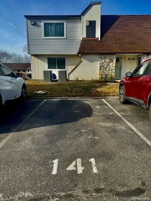 141 Pointe Circle N, Brookhaven, NY, 2 Bedrooms Bedrooms, 3 Rooms Rooms,1 BathroomBathrooms,Residential,For Rent,Pointe Circle N,0,1052807 141 Pointe Circle N, Brookhaven, NY, 2 Bedrooms Bedrooms, 3 Rooms Rooms,1 BathroomBathrooms,Residential,For Rent,Pointe Circle N,0,1052807