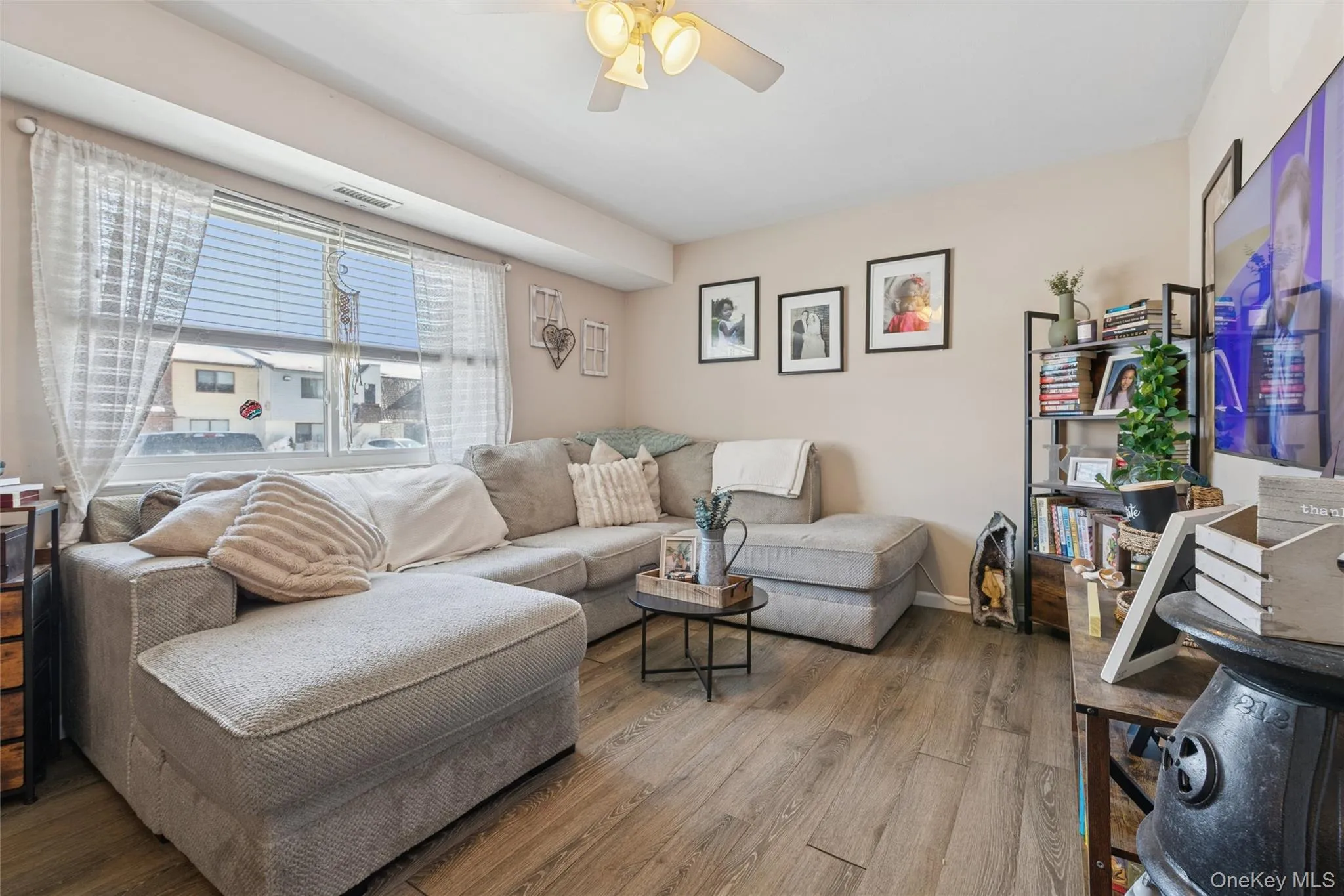 141 Pointe Circle N, Brookhaven, NY, 2 Bedrooms Bedrooms, 3 Rooms Rooms,1 BathroomBathrooms,Residential,For Rent,Pointe Circle N,0,1052807 141 Pointe Circle N, Brookhaven, NY, 2 Bedrooms Bedrooms, 3 Rooms Rooms,1 BathroomBathrooms,Residential,For Rent,Pointe Circle N,0,1052807