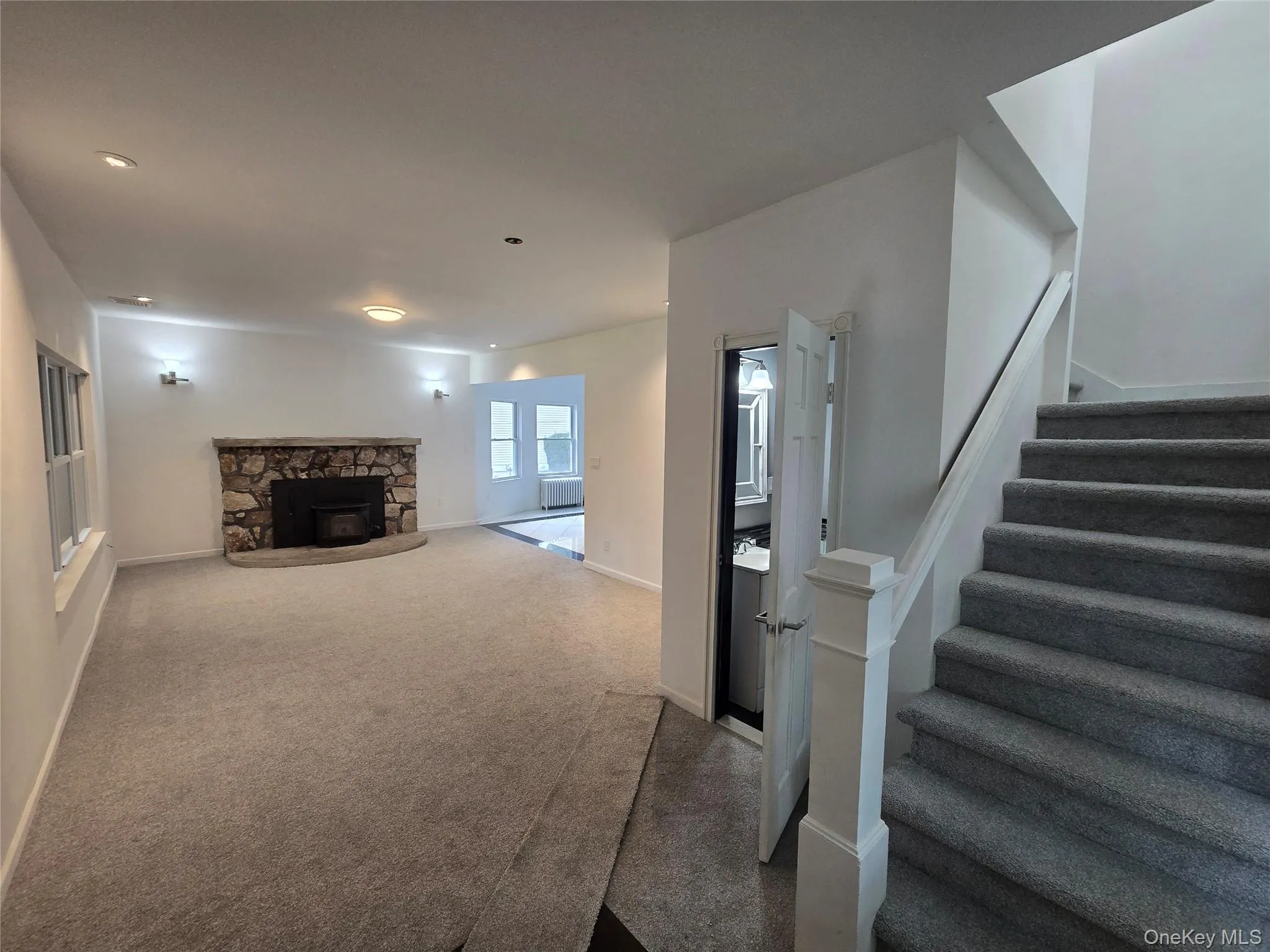 300 A Lakeside Road, Newburgh (town), NY, 4 Bedrooms Bedrooms, 7 Rooms Rooms,2 BathroomsBathrooms,Residential Lease,For Rent,Lakeside,0,1052809 300 A Lakeside Road, Newburgh (town), NY, 4 Bedrooms Bedrooms, 7 Rooms Rooms,2 BathroomsBathrooms,Residential Lease,For Rent,Lakeside,0,1052809