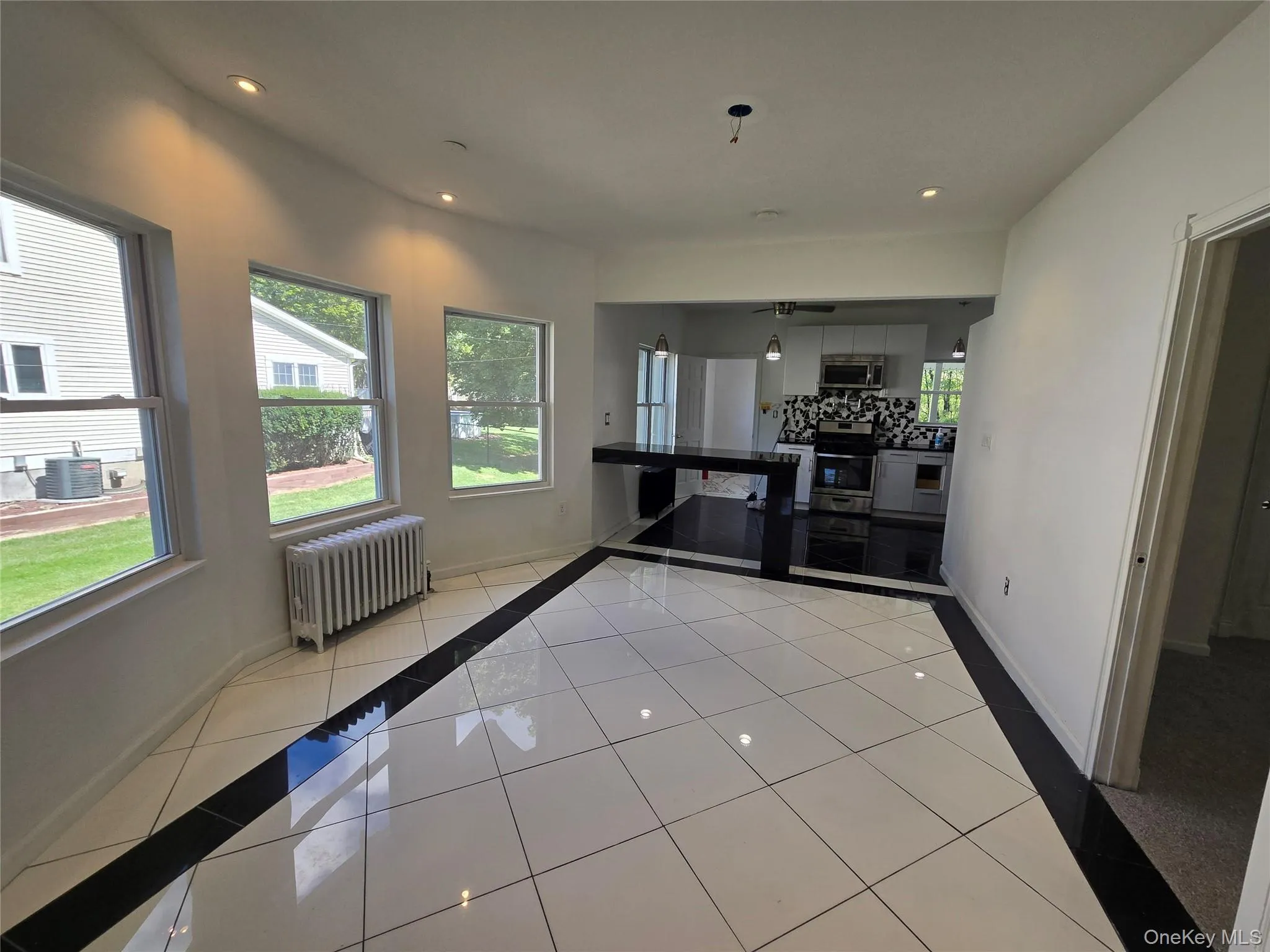 300 A Lakeside Road, Newburgh (town), NY, 4 Bedrooms Bedrooms, 7 Rooms Rooms,2 BathroomsBathrooms,Residential Lease,For Rent,Lakeside,0,1052809 300 A Lakeside Road, Newburgh (town), NY, 4 Bedrooms Bedrooms, 7 Rooms Rooms,2 BathroomsBathrooms,Residential Lease,For Rent,Lakeside,0,1052809