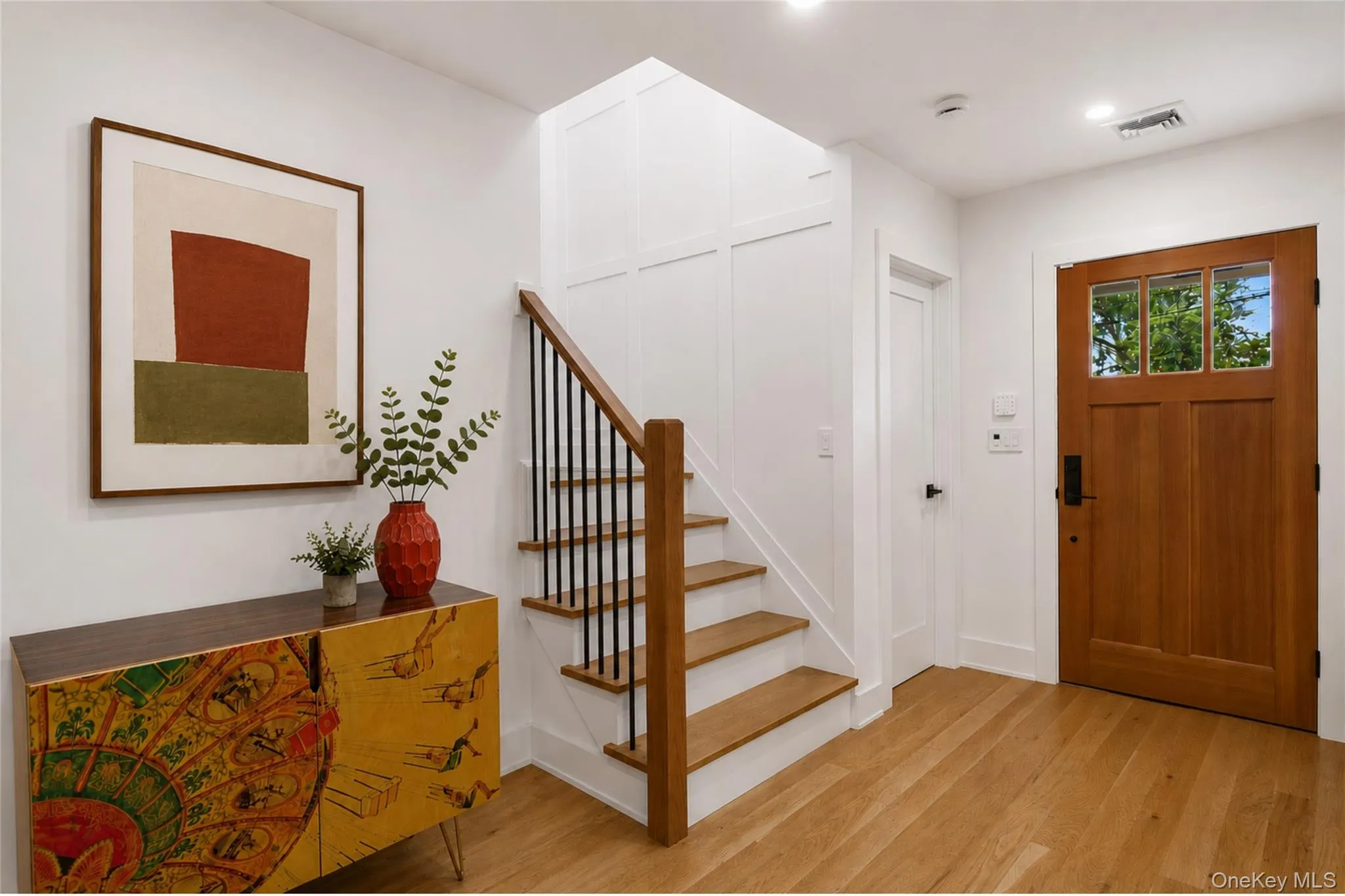 Foyer. Foyer.