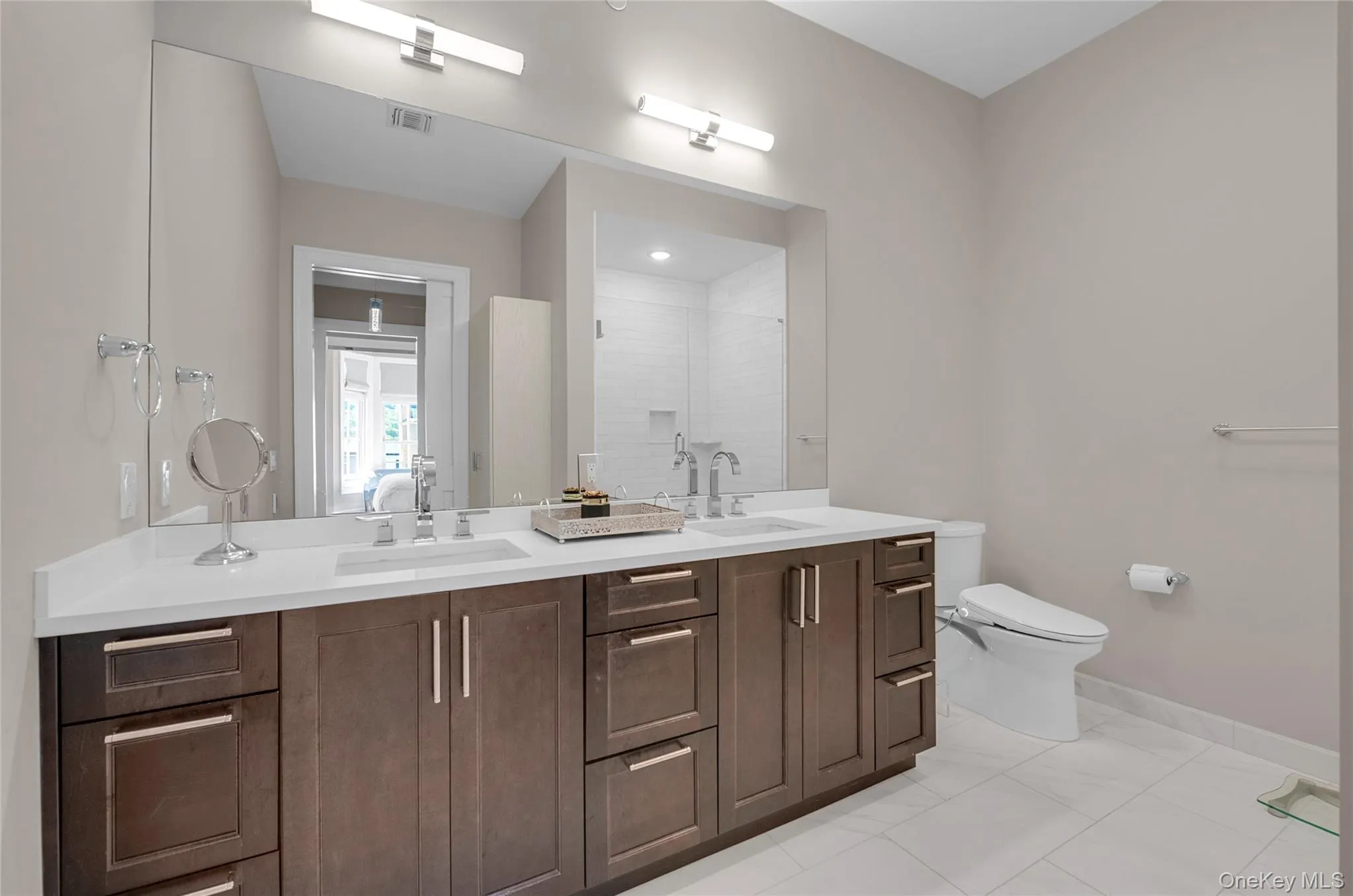 703 Mill Creek, North Hempstead, NY, 4 Bedrooms Bedrooms, 7 Rooms Rooms,3 BathroomsBathrooms,Residential Lease,For Rent,Mill,0,1052814 703 Mill Creek, North Hempstead, NY, 4 Bedrooms Bedrooms, 7 Rooms Rooms,3 BathroomsBathrooms,Residential Lease,For Rent,Mill,0,1052814