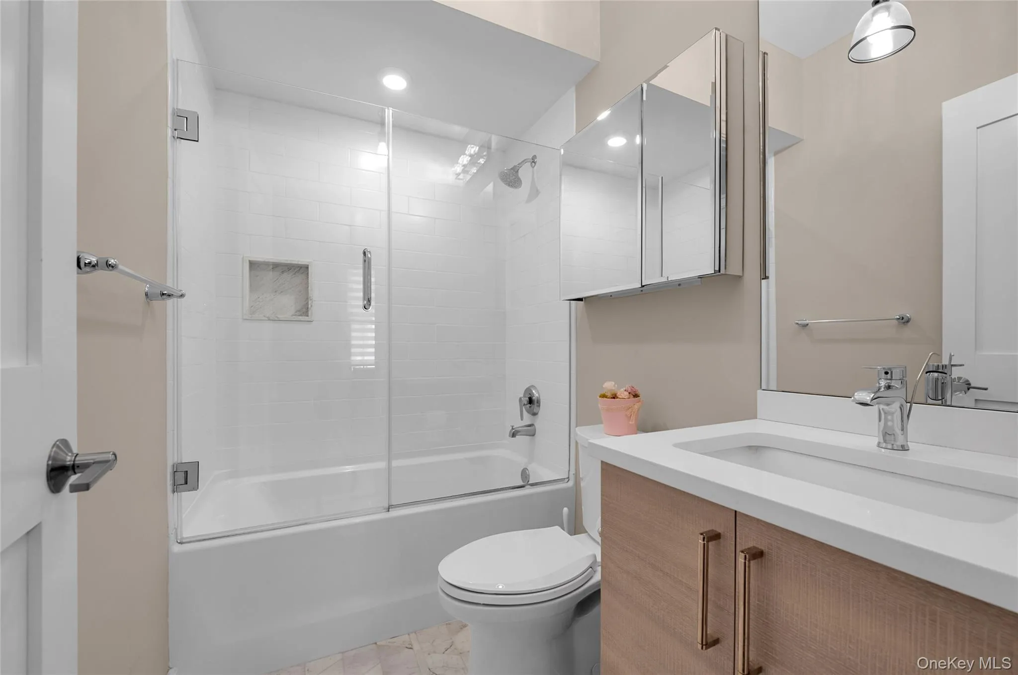 703 Mill Creek, North Hempstead, NY, 4 Bedrooms Bedrooms, 7 Rooms Rooms,3 BathroomsBathrooms,Residential Lease,For Rent,Mill,0,1052814 703 Mill Creek, North Hempstead, NY, 4 Bedrooms Bedrooms, 7 Rooms Rooms,3 BathroomsBathrooms,Residential Lease,For Rent,Mill,0,1052814