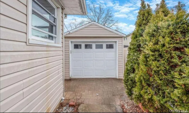 196 Westbury Boulevard, Hempstead, NY, 3 Bedrooms Bedrooms, 7 Rooms Rooms,1 BathroomBathrooms,Residential,For Rent,Westbury,0,1052815 196 Westbury Boulevard, Hempstead, NY, 3 Bedrooms Bedrooms, 7 Rooms Rooms,1 BathroomBathrooms,Residential,For Rent,Westbury,0,1052815