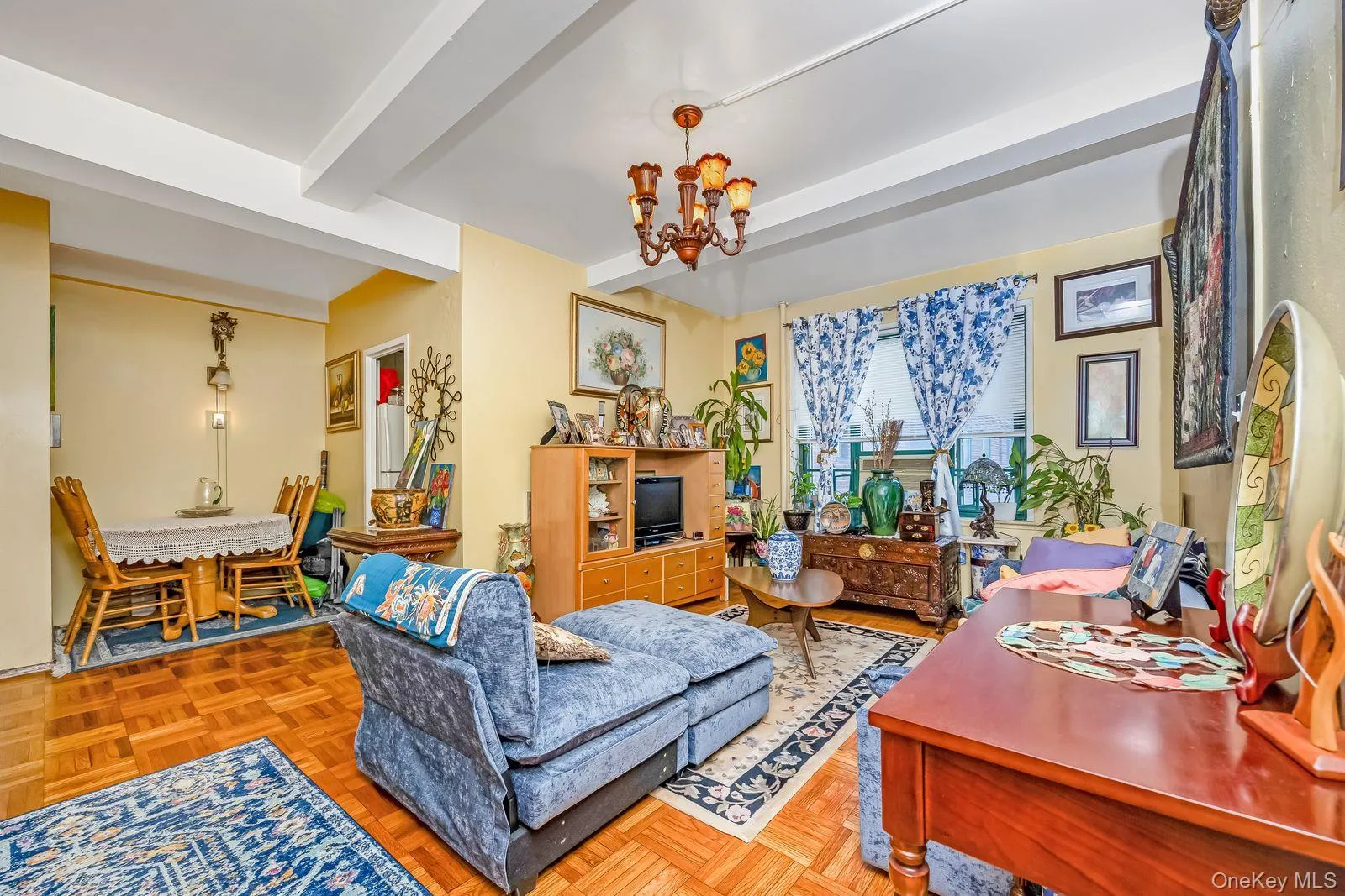 1560 Metropolitan Avenue, New York, NY, 2 Bedrooms Bedrooms, 5 Rooms Rooms,1 BathroomBathrooms,Residential,For Rent,Metropolitan,0,1052817 1560 Metropolitan Avenue, New York, NY, 2 Bedrooms Bedrooms, 5 Rooms Rooms,1 BathroomBathrooms,Residential,For Rent,Metropolitan,0,1052817