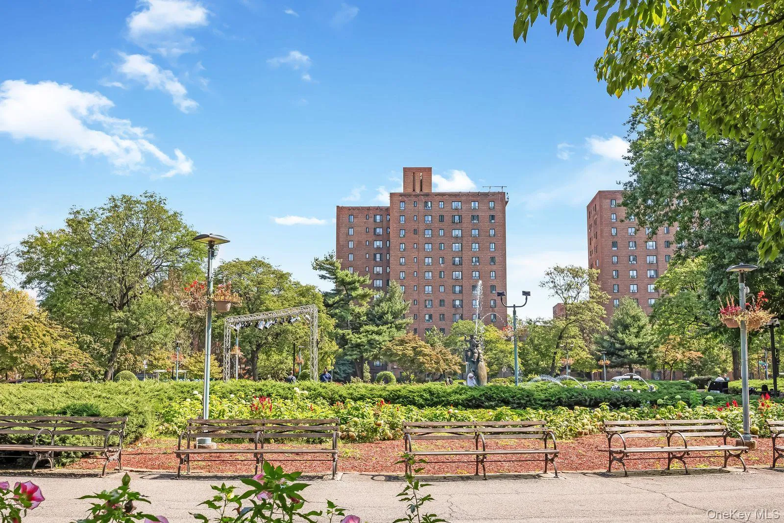1560 Metropolitan Avenue, New York, NY, 2 Bedrooms Bedrooms, 5 Rooms Rooms,1 BathroomBathrooms,Residential,For Rent,Metropolitan,0,1052817 1560 Metropolitan Avenue, New York, NY, 2 Bedrooms Bedrooms, 5 Rooms Rooms,1 BathroomBathrooms,Residential,For Rent,Metropolitan,0,1052817