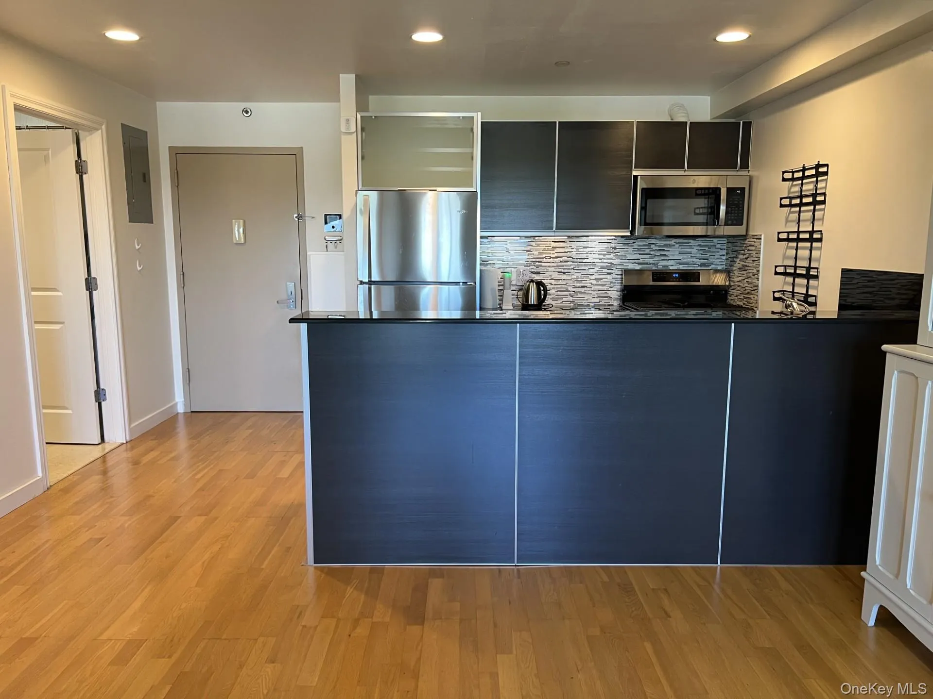 143-20 Hoover Avenue, New York, NY, 2 Bedrooms Bedrooms, 5 Rooms Rooms,1 BathroomBathrooms,Residential Lease,For Rent,Hoover,0,1052827 143-20 Hoover Avenue, New York, NY, 2 Bedrooms Bedrooms, 5 Rooms Rooms,1 BathroomBathrooms,Residential Lease,For Rent,Hoover,0,1052827