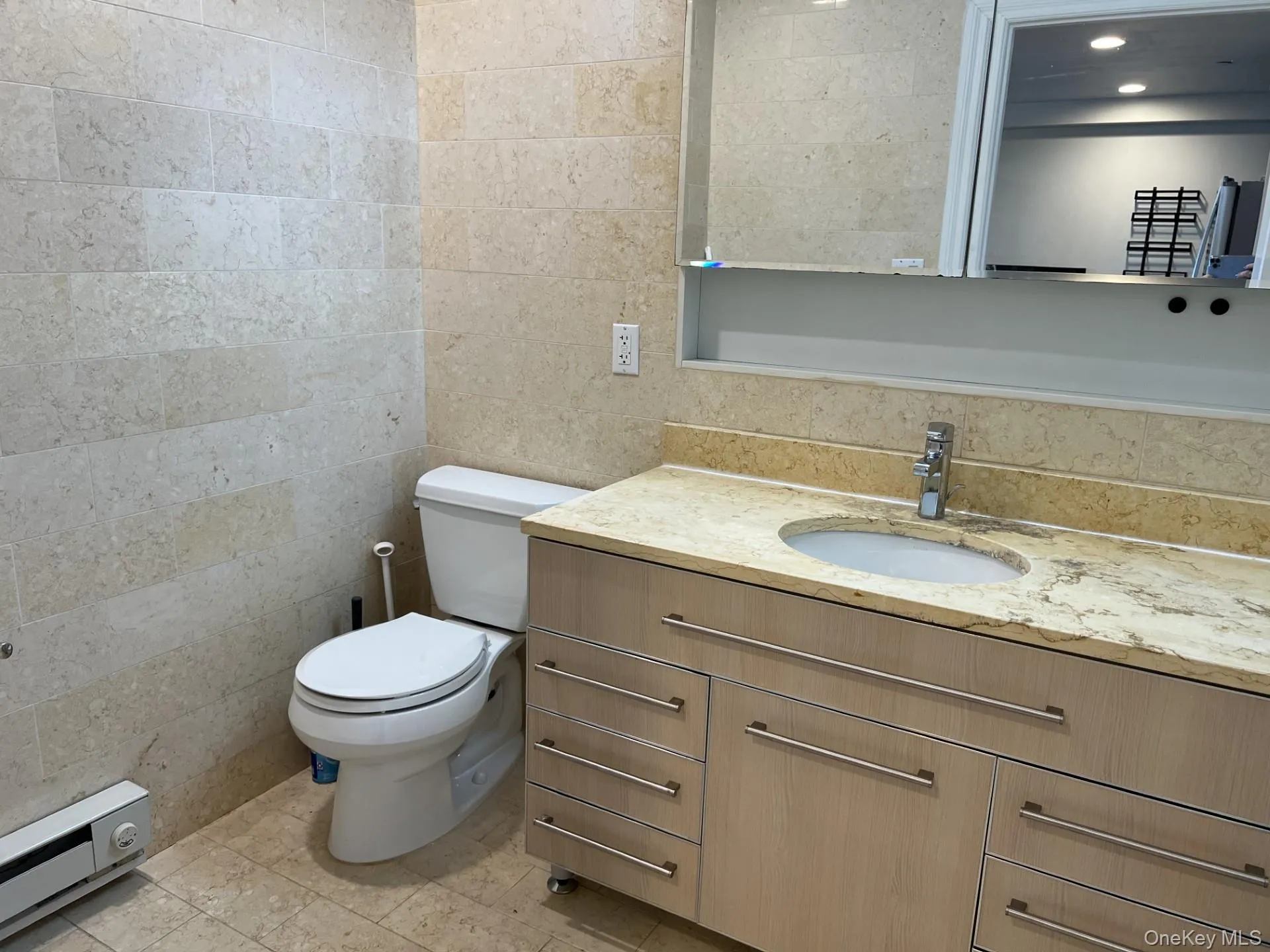 143-20 Hoover Avenue, New York, NY, 2 Bedrooms Bedrooms, 5 Rooms Rooms,1 BathroomBathrooms,Residential Lease,For Rent,Hoover,0,1052827 143-20 Hoover Avenue, New York, NY, 2 Bedrooms Bedrooms, 5 Rooms Rooms,1 BathroomBathrooms,Residential Lease,For Rent,Hoover,0,1052827