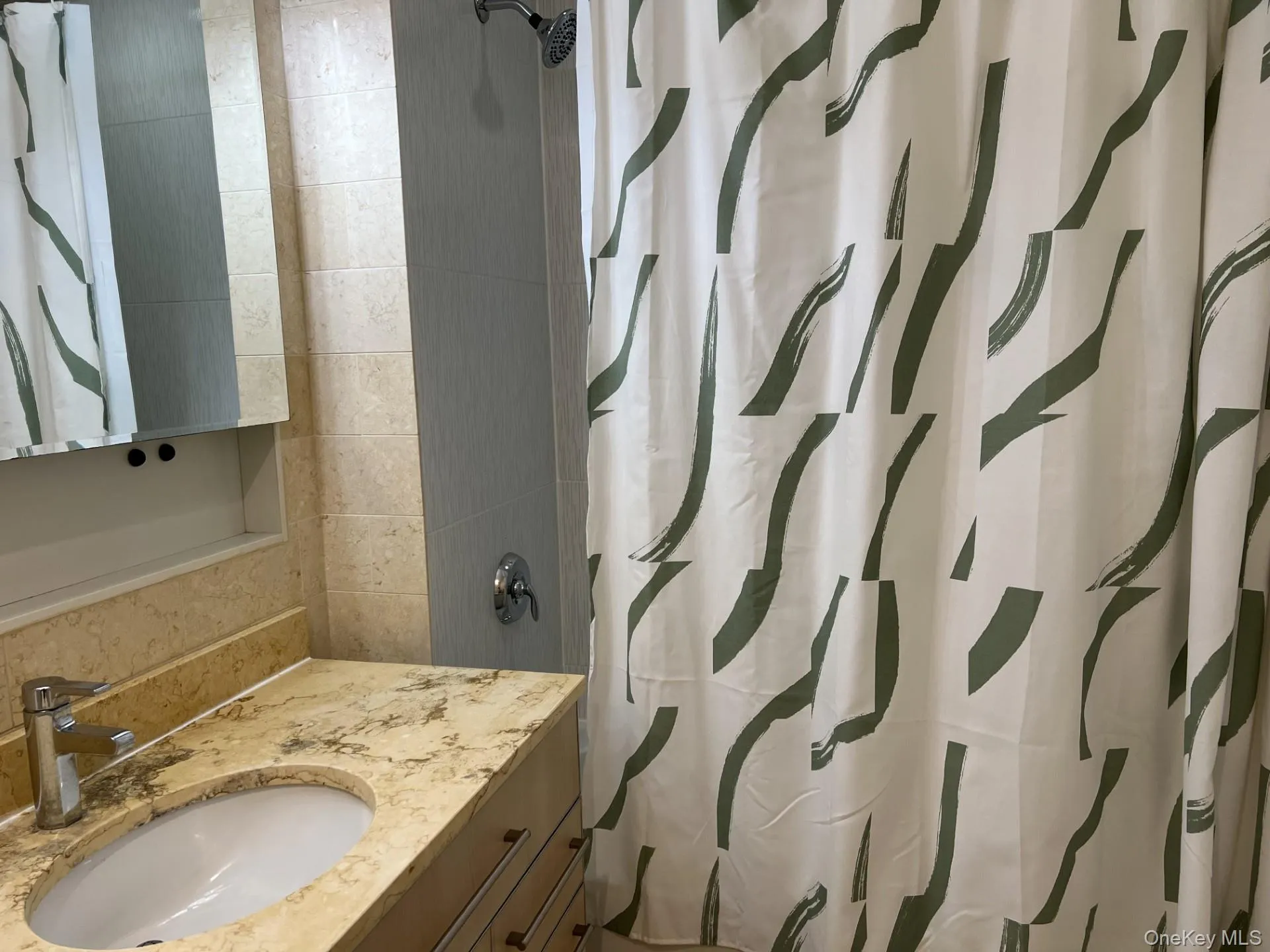 143-20 Hoover Avenue, New York, NY, 2 Bedrooms Bedrooms, 5 Rooms Rooms,1 BathroomBathrooms,Residential Lease,For Rent,Hoover,0,1052827 143-20 Hoover Avenue, New York, NY, 2 Bedrooms Bedrooms, 5 Rooms Rooms,1 BathroomBathrooms,Residential Lease,For Rent,Hoover,0,1052827