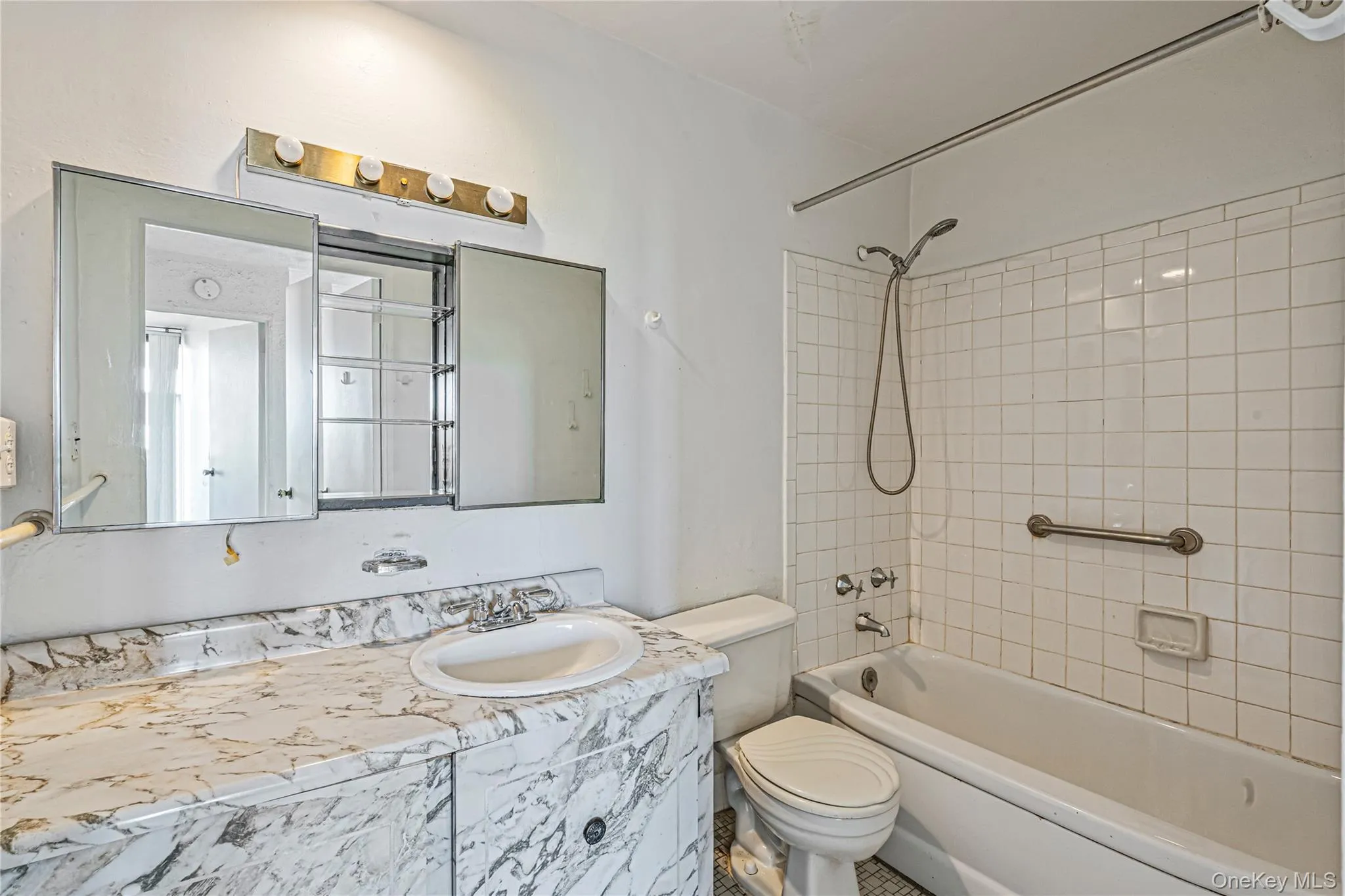 162-40 9th Avenue, New York, NY, 2 Bedrooms Bedrooms, 5 Rooms Rooms,1 BathroomBathrooms,Residential,For Rent,9th,0,1052828 162-40 9th Avenue, New York, NY, 2 Bedrooms Bedrooms, 5 Rooms Rooms,1 BathroomBathrooms,Residential,For Rent,9th,0,1052828