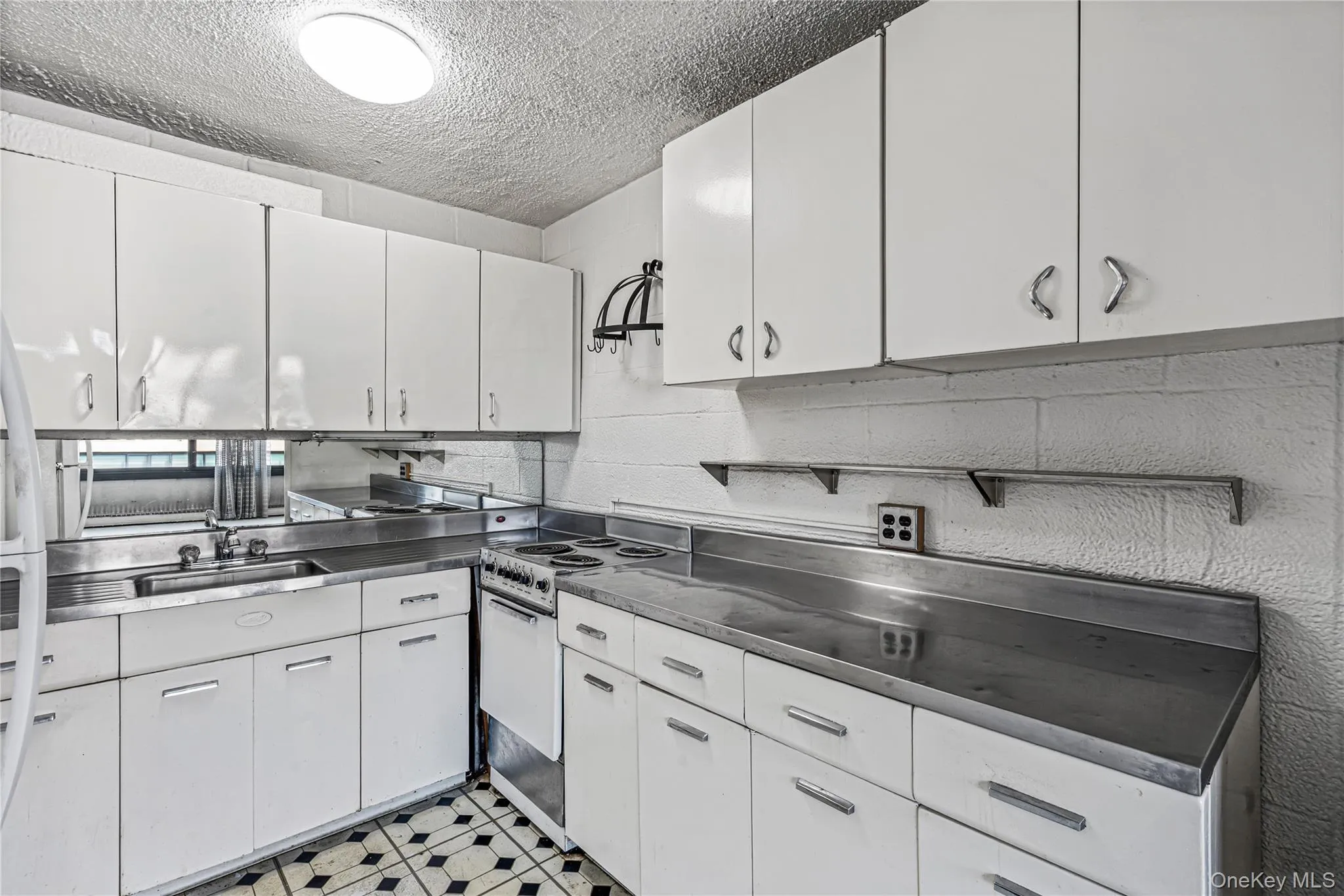 162-40 9th Avenue, New York, NY, 2 Bedrooms Bedrooms, 5 Rooms Rooms,1 BathroomBathrooms,Residential,For Rent,9th,0,1052828 162-40 9th Avenue, New York, NY, 2 Bedrooms Bedrooms, 5 Rooms Rooms,1 BathroomBathrooms,Residential,For Rent,9th,0,1052828