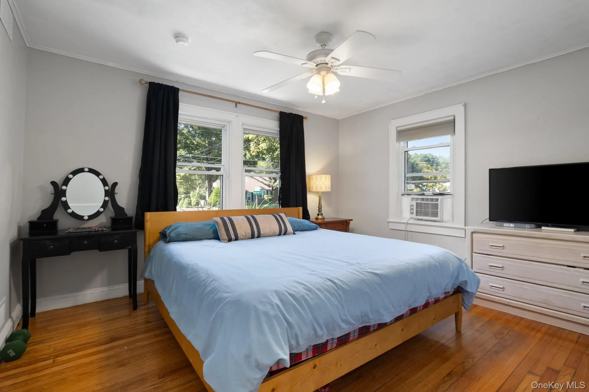 12 Ingersoll Street, Huntington, NY, 3 Bedrooms Bedrooms, 7 Rooms Rooms,1 BathroomBathrooms,Residential,For Rent,Ingersoll,0,1052831 12 Ingersoll Street, Huntington, NY, 3 Bedrooms Bedrooms, 7 Rooms Rooms,1 BathroomBathrooms,Residential,For Rent,Ingersoll,0,1052831