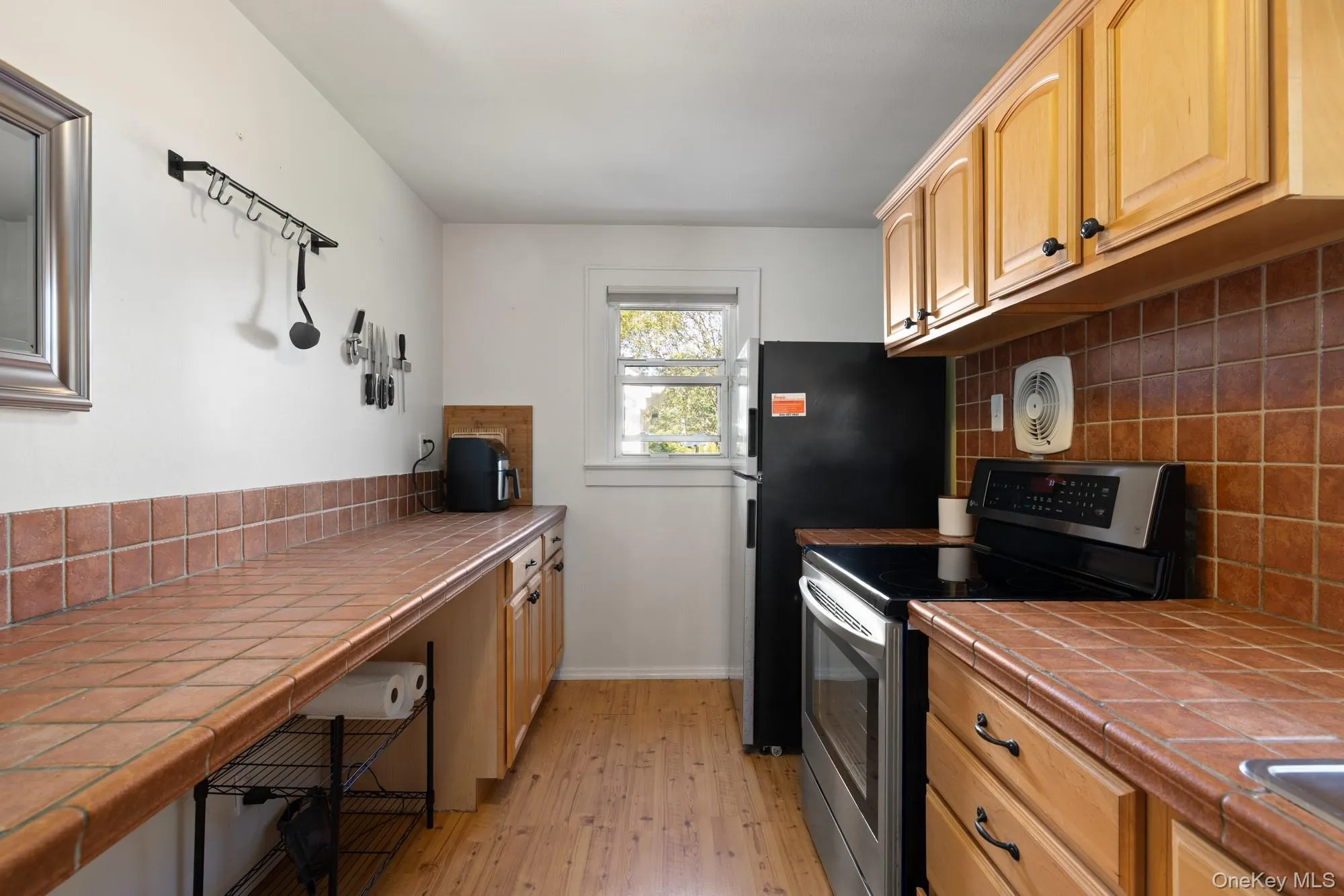 12 Ingersoll Street, Huntington, NY, 3 Bedrooms Bedrooms, 7 Rooms Rooms,1 BathroomBathrooms,Residential,For Rent,Ingersoll,0,1052831 12 Ingersoll Street, Huntington, NY, 3 Bedrooms Bedrooms, 7 Rooms Rooms,1 BathroomBathrooms,Residential,For Rent,Ingersoll,0,1052831