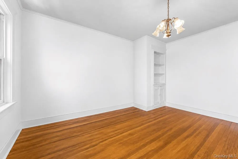 21 Mount Joy Place, New Rochelle, NY, 5 Bedrooms Bedrooms, 8 Rooms Rooms,2 BathroomsBathrooms,Residential,For Rent,Mount Joy,0,1052832 21 Mount Joy Place, New Rochelle, NY, 5 Bedrooms Bedrooms, 8 Rooms Rooms,2 BathroomsBathrooms,Residential,For Rent,Mount Joy,0,1052832