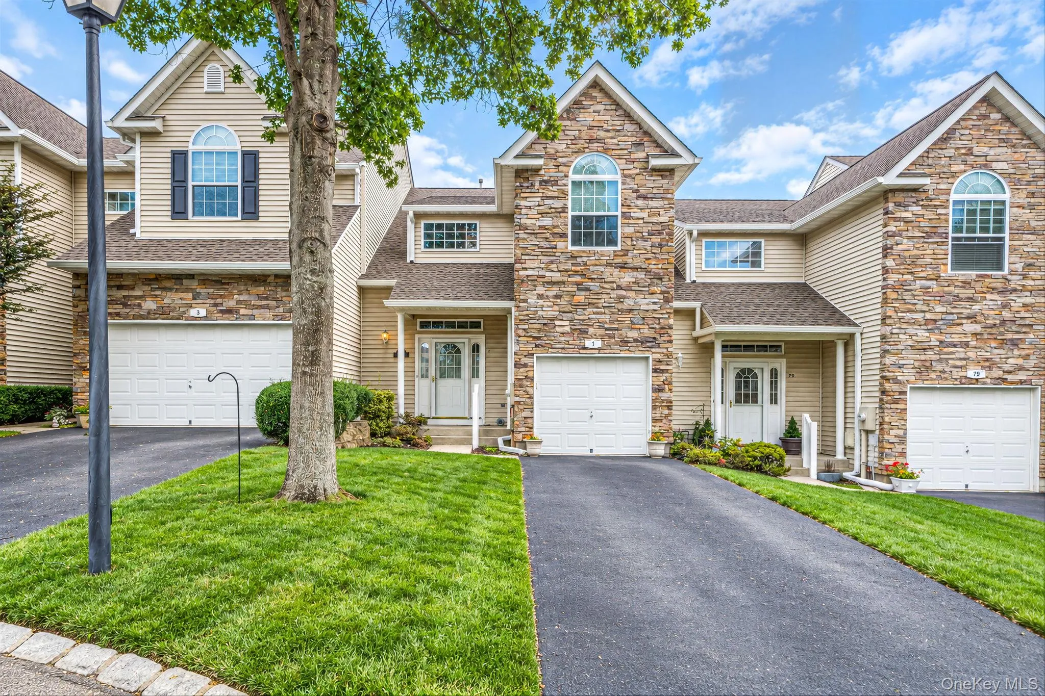 1 Mohannis Way, Smithtown, NY, 3 Bedrooms Bedrooms, 6 Rooms Rooms,2 BathroomsBathrooms,Residential,For Rent,Mohannis,0,1052836 1 Mohannis Way, Smithtown, NY, 3 Bedrooms Bedrooms, 6 Rooms Rooms,2 BathroomsBathrooms,Residential,For Rent,Mohannis,0,1052836