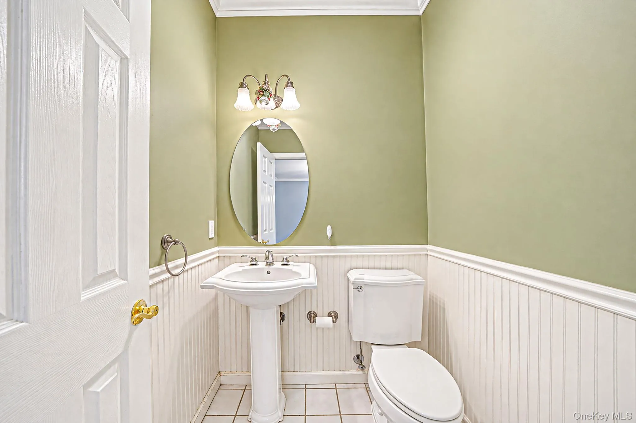 Powder room Powder room