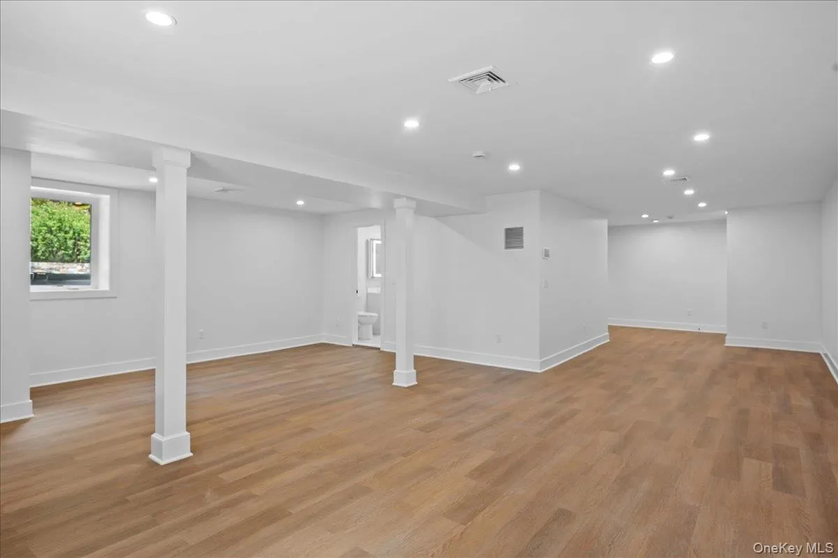 10 Tall Pines Lane, Bedford, NY, 4 Bedrooms Bedrooms, 8 Rooms Rooms,4 BathroomsBathrooms,Residential,For Rent,Tall Pines,0,1052839 10 Tall Pines Lane, Bedford, NY, 4 Bedrooms Bedrooms, 8 Rooms Rooms,4 BathroomsBathrooms,Residential,For Rent,Tall Pines,0,1052839