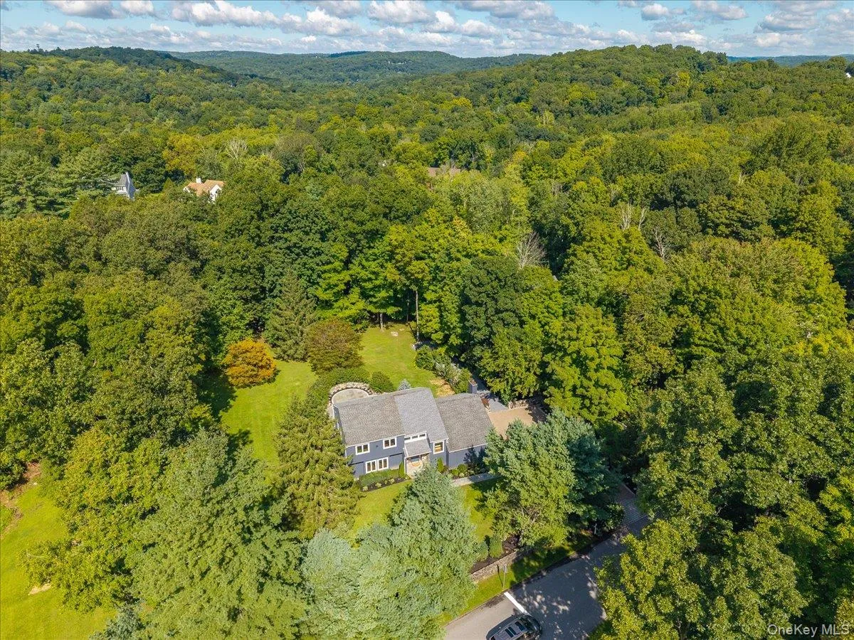 10 Tall Pines Lane, Bedford, NY, 4 Bedrooms Bedrooms, 8 Rooms Rooms,4 BathroomsBathrooms,Residential,For Rent,Tall Pines,0,1052839 10 Tall Pines Lane, Bedford, NY, 4 Bedrooms Bedrooms, 8 Rooms Rooms,4 BathroomsBathrooms,Residential,For Rent,Tall Pines,0,1052839