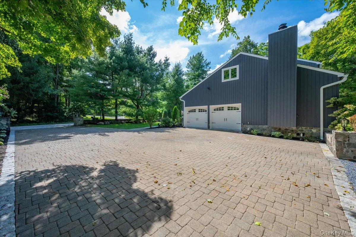 10 Tall Pines Lane, Bedford, NY, 4 Bedrooms Bedrooms, 8 Rooms Rooms,4 BathroomsBathrooms,Residential,For Rent,Tall Pines,0,1052839 10 Tall Pines Lane, Bedford, NY, 4 Bedrooms Bedrooms, 8 Rooms Rooms,4 BathroomsBathrooms,Residential,For Rent,Tall Pines,0,1052839