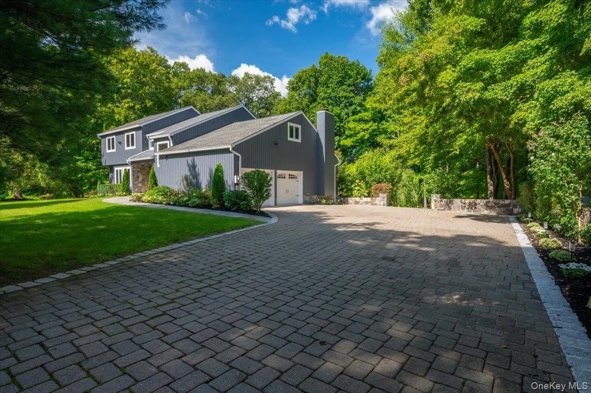 10 Tall Pines Lane, Bedford, NY, 4 Bedrooms Bedrooms, 8 Rooms Rooms,4 BathroomsBathrooms,Residential,For Rent,Tall Pines,0,1052839 10 Tall Pines Lane, Bedford, NY, 4 Bedrooms Bedrooms, 8 Rooms Rooms,4 BathroomsBathrooms,Residential,For Rent,Tall Pines,0,1052839