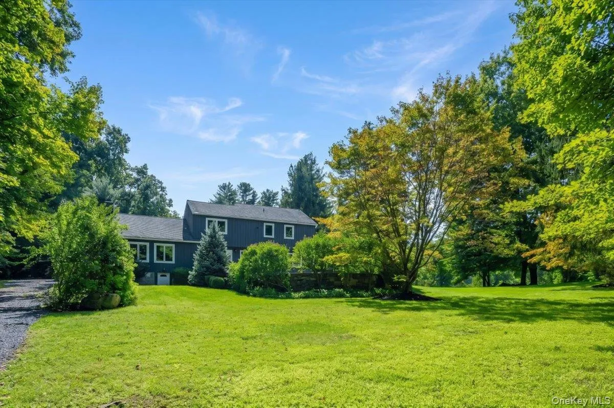 10 Tall Pines Lane, Bedford, NY, 4 Bedrooms Bedrooms, 8 Rooms Rooms,4 BathroomsBathrooms,Residential,For Rent,Tall Pines,0,1052839 10 Tall Pines Lane, Bedford, NY, 4 Bedrooms Bedrooms, 8 Rooms Rooms,4 BathroomsBathrooms,Residential,For Rent,Tall Pines,0,1052839