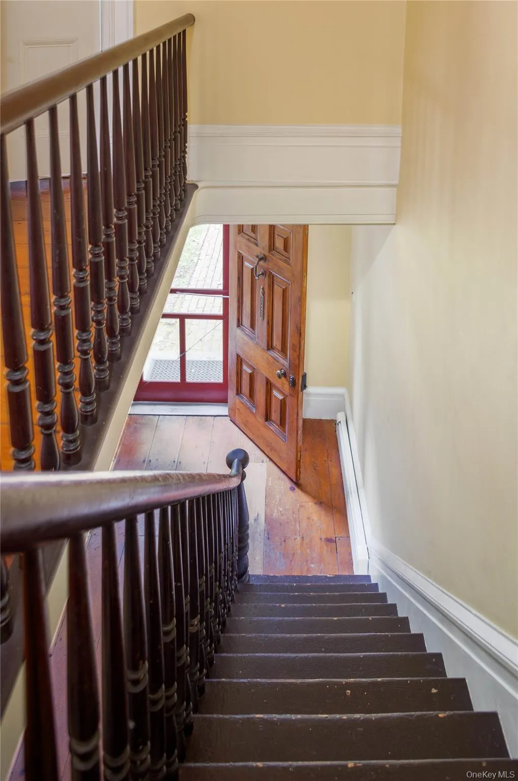 Main Staircase Main Staircase