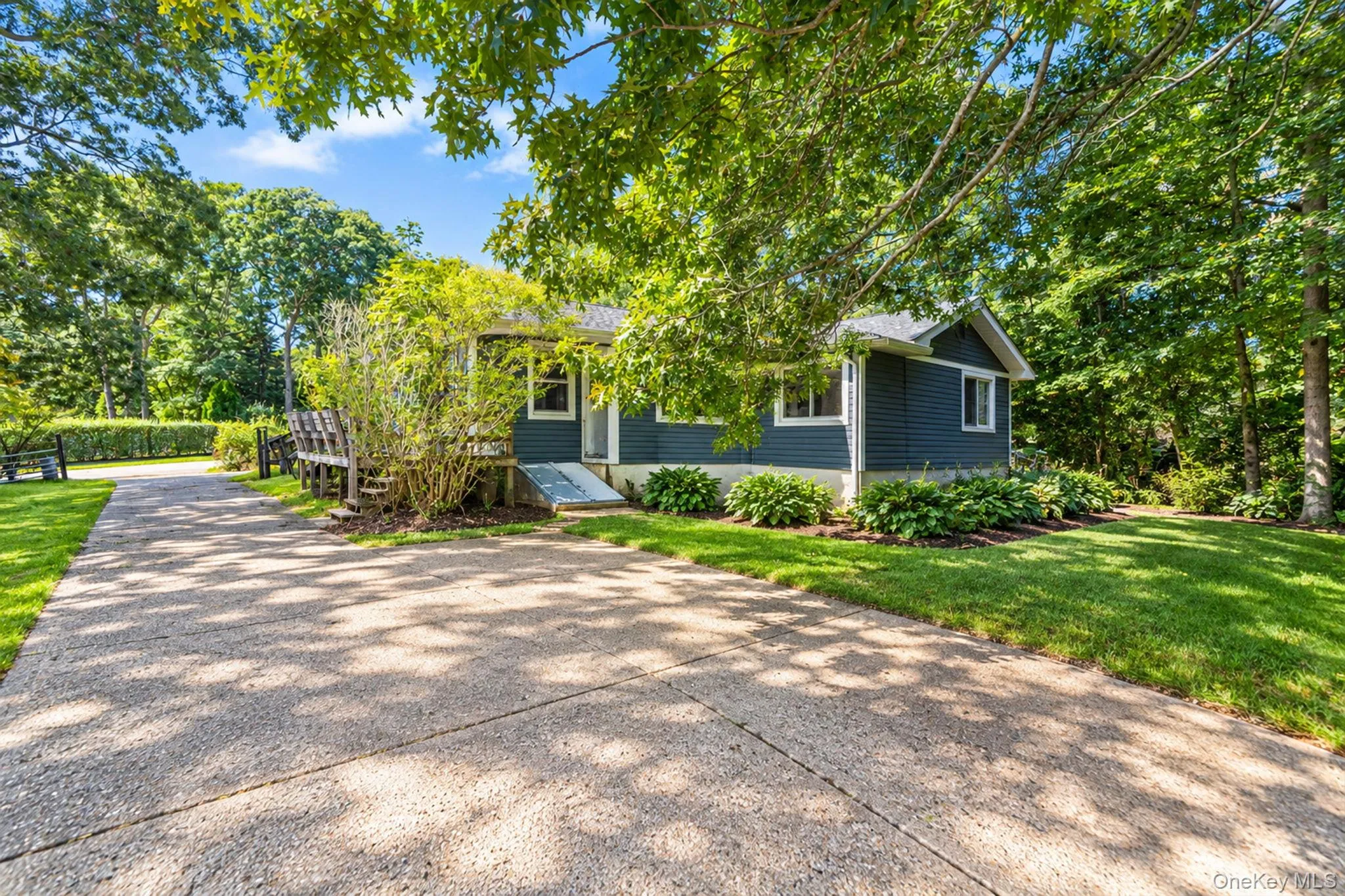 115 Huntington Crossway, Southampton, NY, 3 Bedrooms Bedrooms, 5 Rooms Rooms,2 BathroomsBathrooms,Residential,For Rent,Huntington Crossway,0,1052856 115 Huntington Crossway, Southampton, NY, 3 Bedrooms Bedrooms, 5 Rooms Rooms,2 BathroomsBathrooms,Residential,For Rent,Huntington Crossway,0,1052856