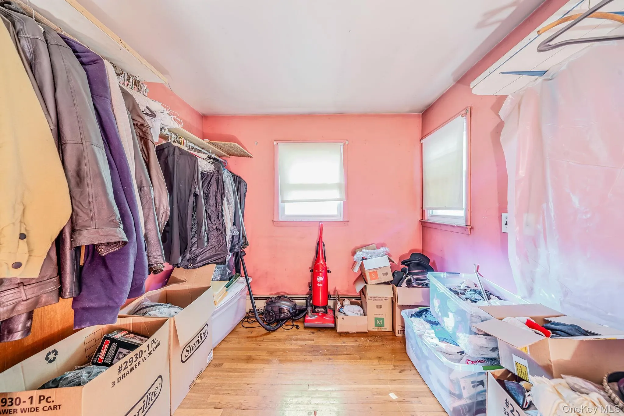 115 Huntington Crossway, Southampton, NY, 3 Bedrooms Bedrooms, 5 Rooms Rooms,2 BathroomsBathrooms,Residential,For Rent,Huntington Crossway,0,1052856 115 Huntington Crossway, Southampton, NY, 3 Bedrooms Bedrooms, 5 Rooms Rooms,2 BathroomsBathrooms,Residential,For Rent,Huntington Crossway,0,1052856