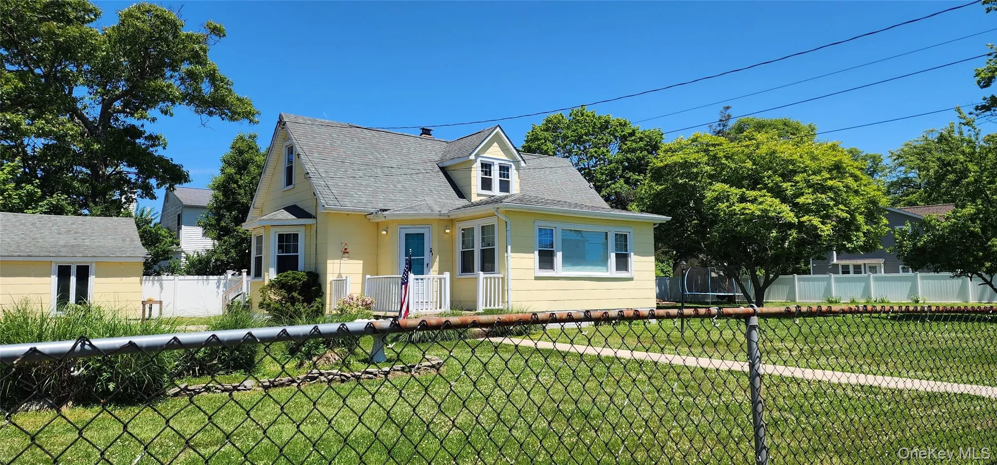 9 Babylon Road, Brookhaven, NY, 4 Bedrooms Bedrooms, 6 Rooms Rooms,1 BathroomBathrooms,Residential,For Rent,Babylon,0,1052866 9 Babylon Road, Brookhaven, NY, 4 Bedrooms Bedrooms, 6 Rooms Rooms,1 BathroomBathrooms,Residential,For Rent,Babylon,0,1052866