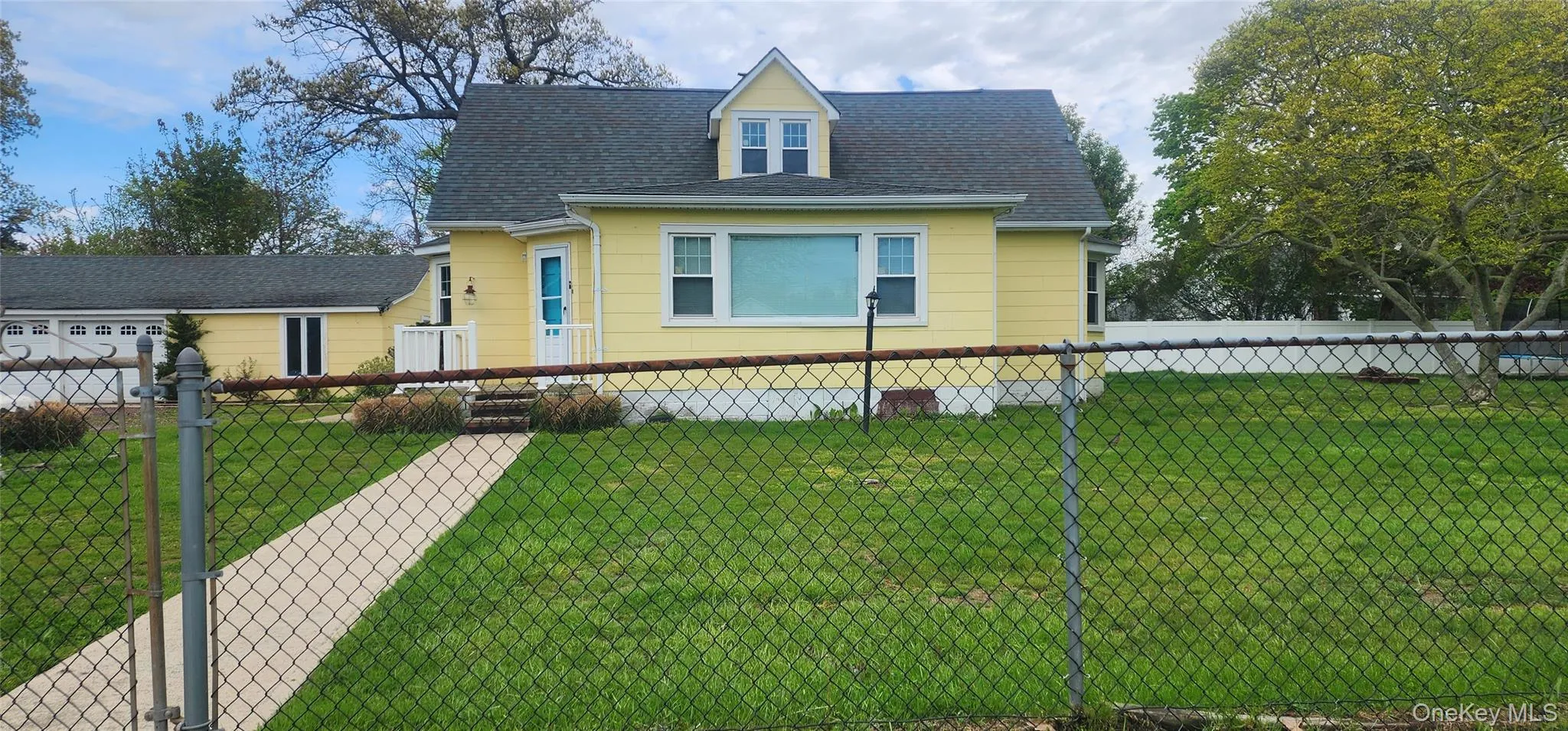 9 Babylon Road, Brookhaven, NY, 4 Bedrooms Bedrooms, 6 Rooms Rooms,1 BathroomBathrooms,Residential,For Rent,Babylon,0,1052866 9 Babylon Road, Brookhaven, NY, 4 Bedrooms Bedrooms, 6 Rooms Rooms,1 BathroomBathrooms,Residential,For Rent,Babylon,0,1052866