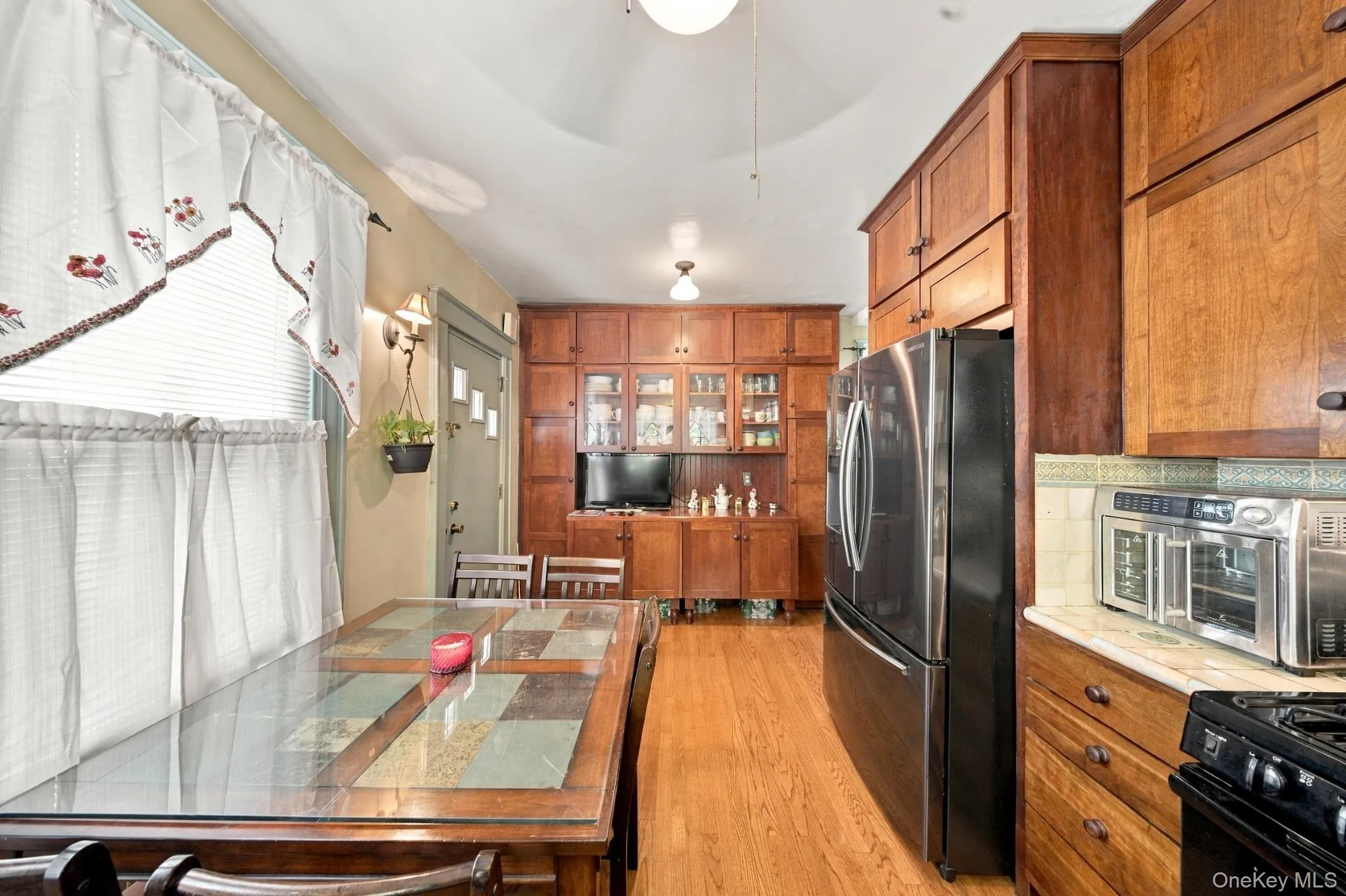8401 104th Street, New York, NY, 3 Bedrooms Bedrooms, 7 Rooms Rooms,3 BathroomsBathrooms,Residential,For Rent,104th,0,1052869 8401 104th Street, New York, NY, 3 Bedrooms Bedrooms, 7 Rooms Rooms,3 BathroomsBathrooms,Residential,For Rent,104th,0,1052869