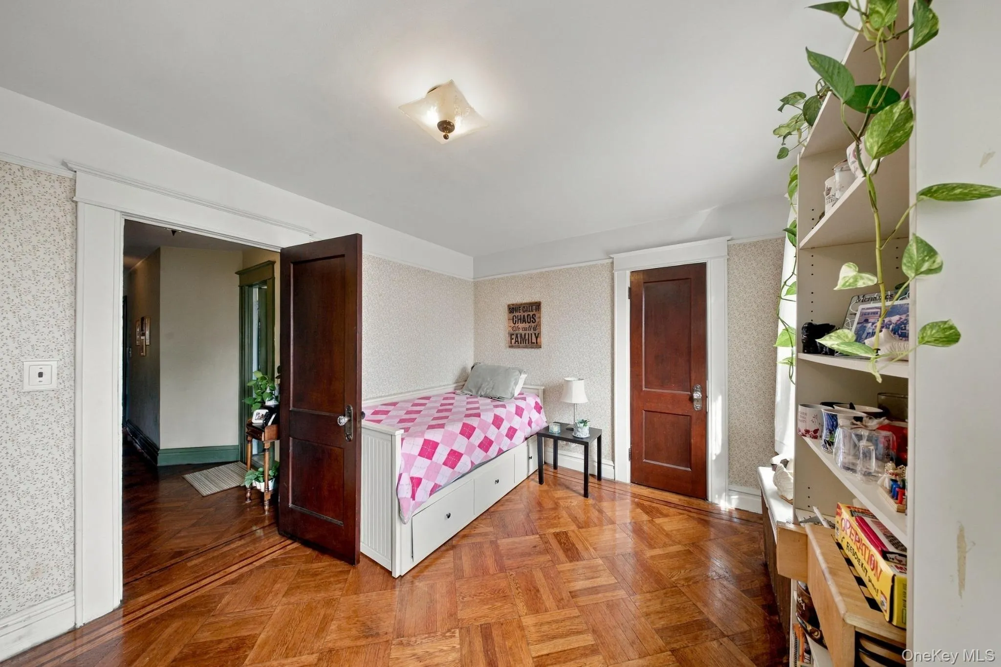 8401 104th Street, New York, NY, 3 Bedrooms Bedrooms, 7 Rooms Rooms,3 BathroomsBathrooms,Residential,For Rent,104th,0,1052869 8401 104th Street, New York, NY, 3 Bedrooms Bedrooms, 7 Rooms Rooms,3 BathroomsBathrooms,Residential,For Rent,104th,0,1052869