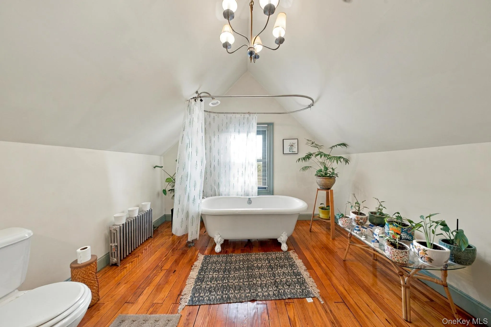 8401 104th Street, New York, NY, 3 Bedrooms Bedrooms, 7 Rooms Rooms,3 BathroomsBathrooms,Residential,For Rent,104th,0,1052869 8401 104th Street, New York, NY, 3 Bedrooms Bedrooms, 7 Rooms Rooms,3 BathroomsBathrooms,Residential,For Rent,104th,0,1052869