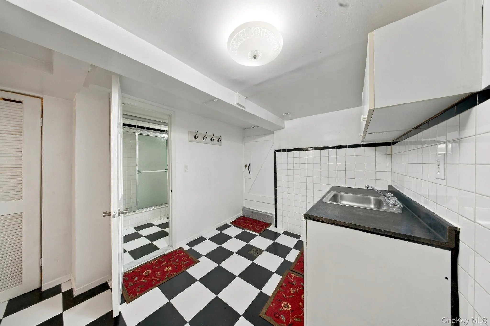8401 104th Street, New York, NY, 3 Bedrooms Bedrooms, 7 Rooms Rooms,3 BathroomsBathrooms,Residential,For Rent,104th,0,1052869 8401 104th Street, New York, NY, 3 Bedrooms Bedrooms, 7 Rooms Rooms,3 BathroomsBathrooms,Residential,For Rent,104th,0,1052869