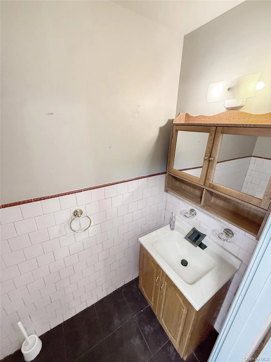 702 Saint Anns Avenue, New York, NY, 3 Bedrooms Bedrooms, 5 Rooms Rooms,1 BathroomBathrooms,Residential,For Rent,Saint Anns,0,1052874 702 Saint Anns Avenue, New York, NY, 3 Bedrooms Bedrooms, 5 Rooms Rooms,1 BathroomBathrooms,Residential,For Rent,Saint Anns,0,1052874