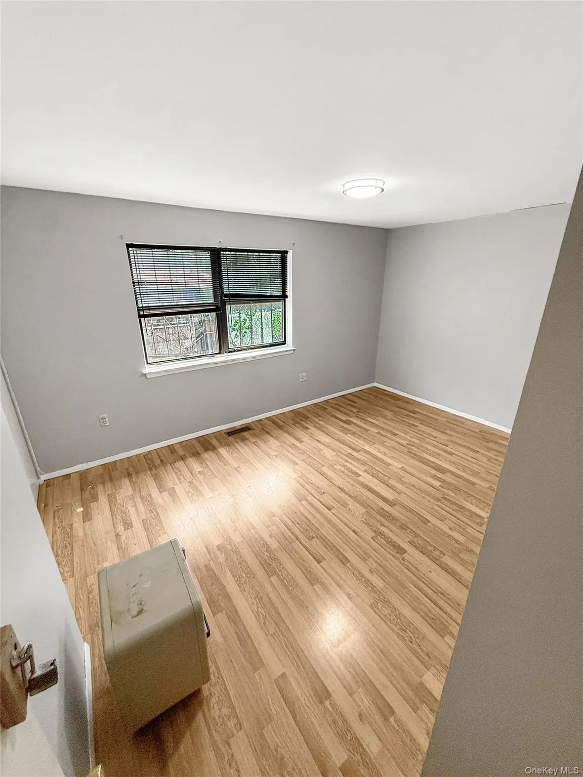702 Saint Anns Avenue, New York, NY, 3 Bedrooms Bedrooms, 5 Rooms Rooms,1 BathroomBathrooms,Residential,For Rent,Saint Anns,0,1052874 702 Saint Anns Avenue, New York, NY, 3 Bedrooms Bedrooms, 5 Rooms Rooms,1 BathroomBathrooms,Residential,For Rent,Saint Anns,0,1052874