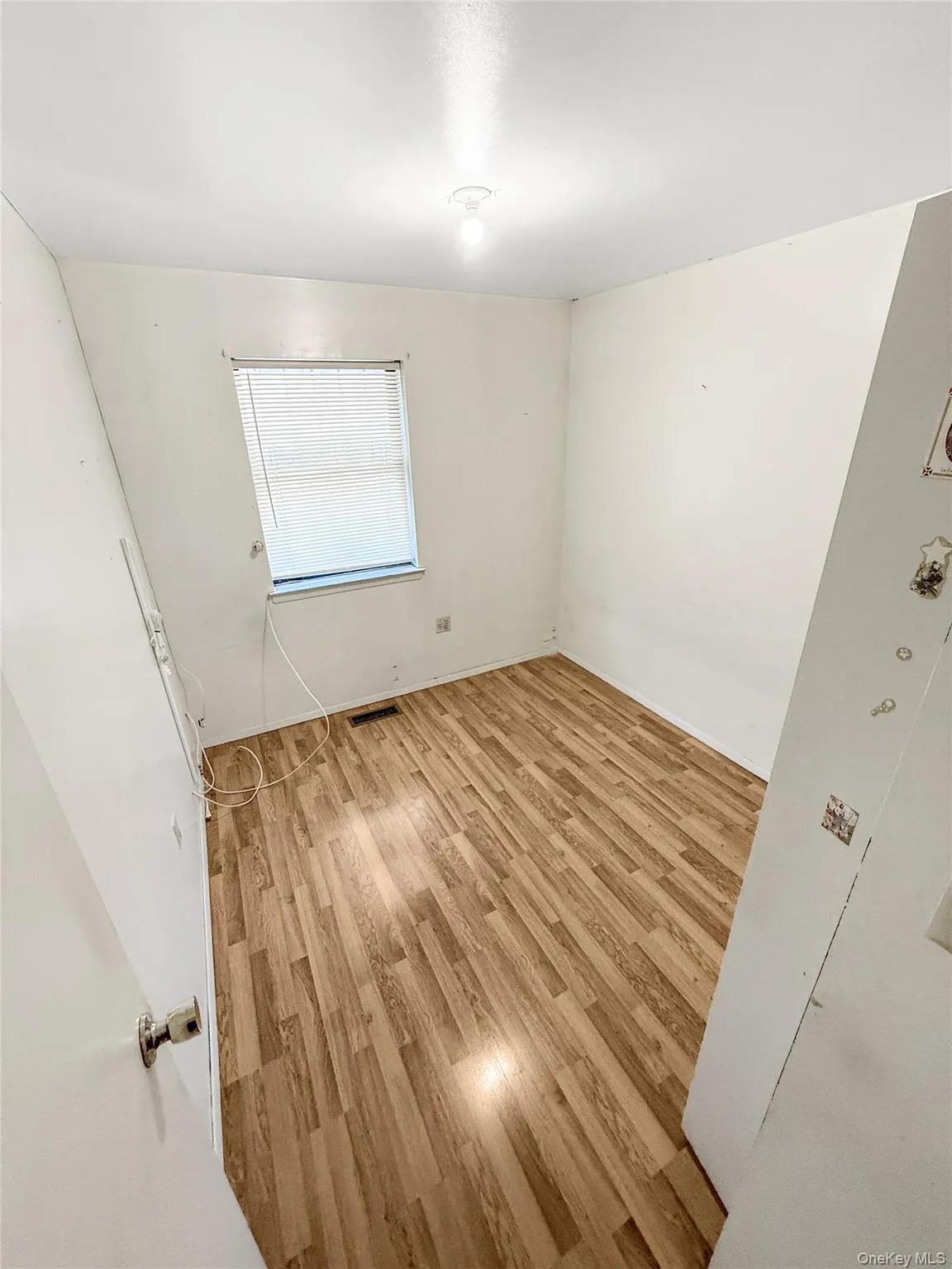 702 Saint Anns Avenue, New York, NY, 3 Bedrooms Bedrooms, 5 Rooms Rooms,1 BathroomBathrooms,Residential,For Rent,Saint Anns,0,1052874 702 Saint Anns Avenue, New York, NY, 3 Bedrooms Bedrooms, 5 Rooms Rooms,1 BathroomBathrooms,Residential,For Rent,Saint Anns,0,1052874