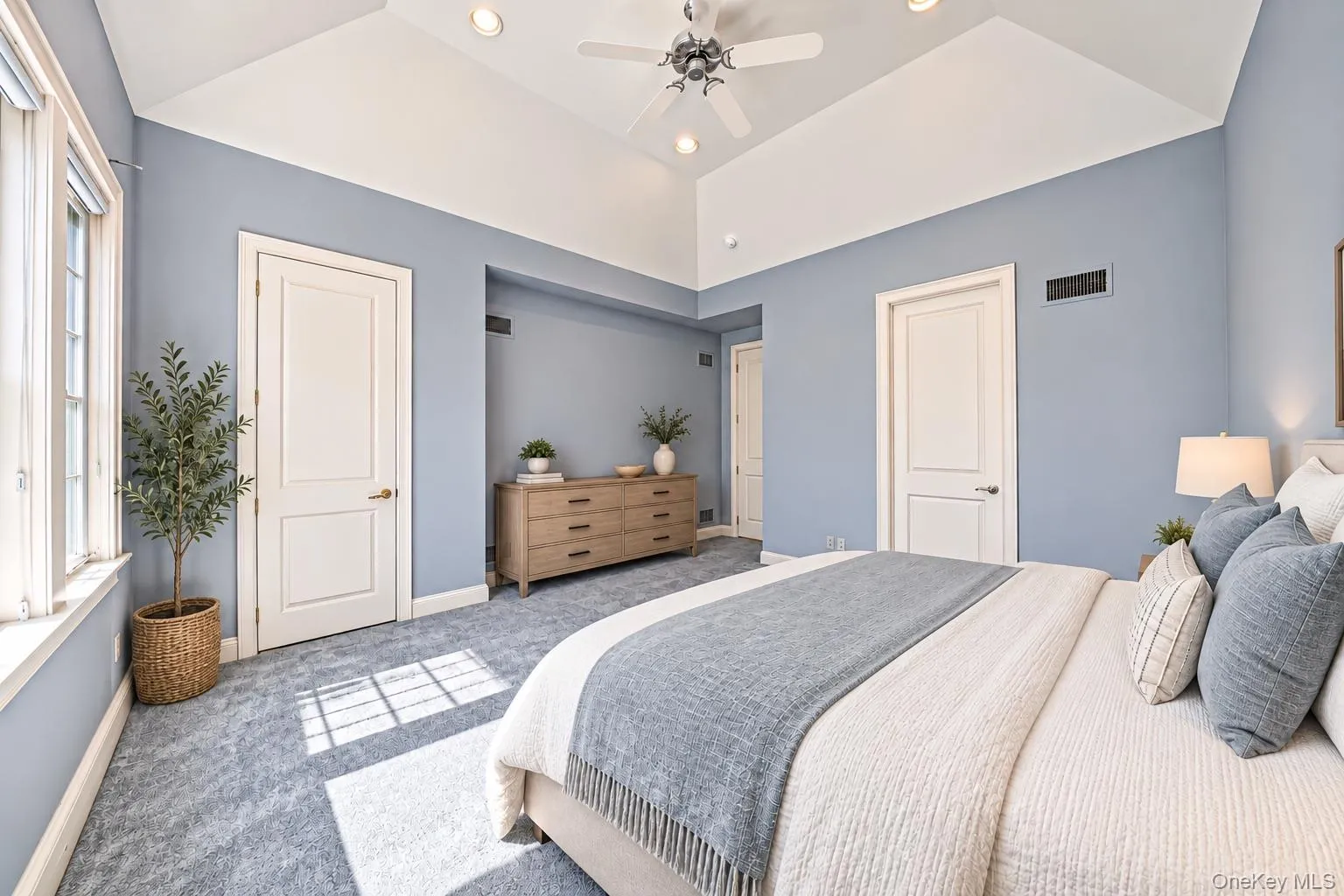 19 Cobblestone Court, Huntington, NY, 5 Bedrooms Bedrooms, 13 Rooms Rooms,5 BathroomsBathrooms,Residential,For Rent,Cobblestone,0,1052877 19 Cobblestone Court, Huntington, NY, 5 Bedrooms Bedrooms, 13 Rooms Rooms,5 BathroomsBathrooms,Residential,For Rent,Cobblestone,0,1052877