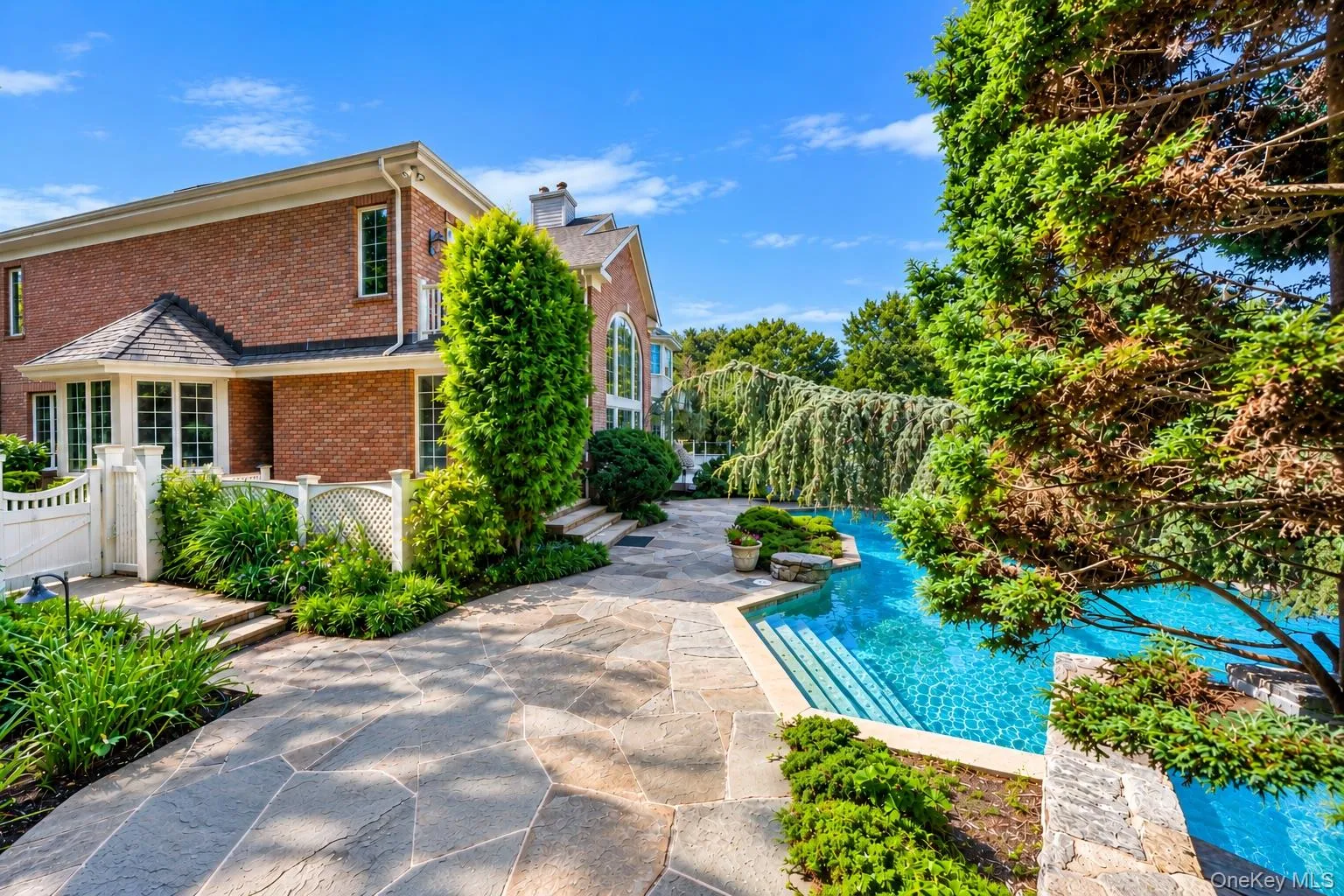 19 Cobblestone Court, Huntington, NY, 5 Bedrooms Bedrooms, 13 Rooms Rooms,5 BathroomsBathrooms,Residential,For Rent,Cobblestone,0,1052877 19 Cobblestone Court, Huntington, NY, 5 Bedrooms Bedrooms, 13 Rooms Rooms,5 BathroomsBathrooms,Residential,For Rent,Cobblestone,0,1052877
