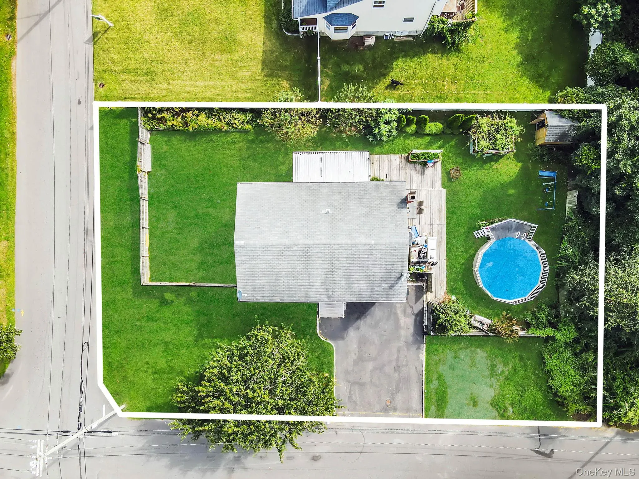 83 Pine Tree Drive, Brookhaven, NY, 5 Bedrooms Bedrooms, 10 Rooms Rooms,2 BathroomsBathrooms,Residential,For Rent,Pine Tree,0,1052879 83 Pine Tree Drive, Brookhaven, NY, 5 Bedrooms Bedrooms, 10 Rooms Rooms,2 BathroomsBathrooms,Residential,For Rent,Pine Tree,0,1052879