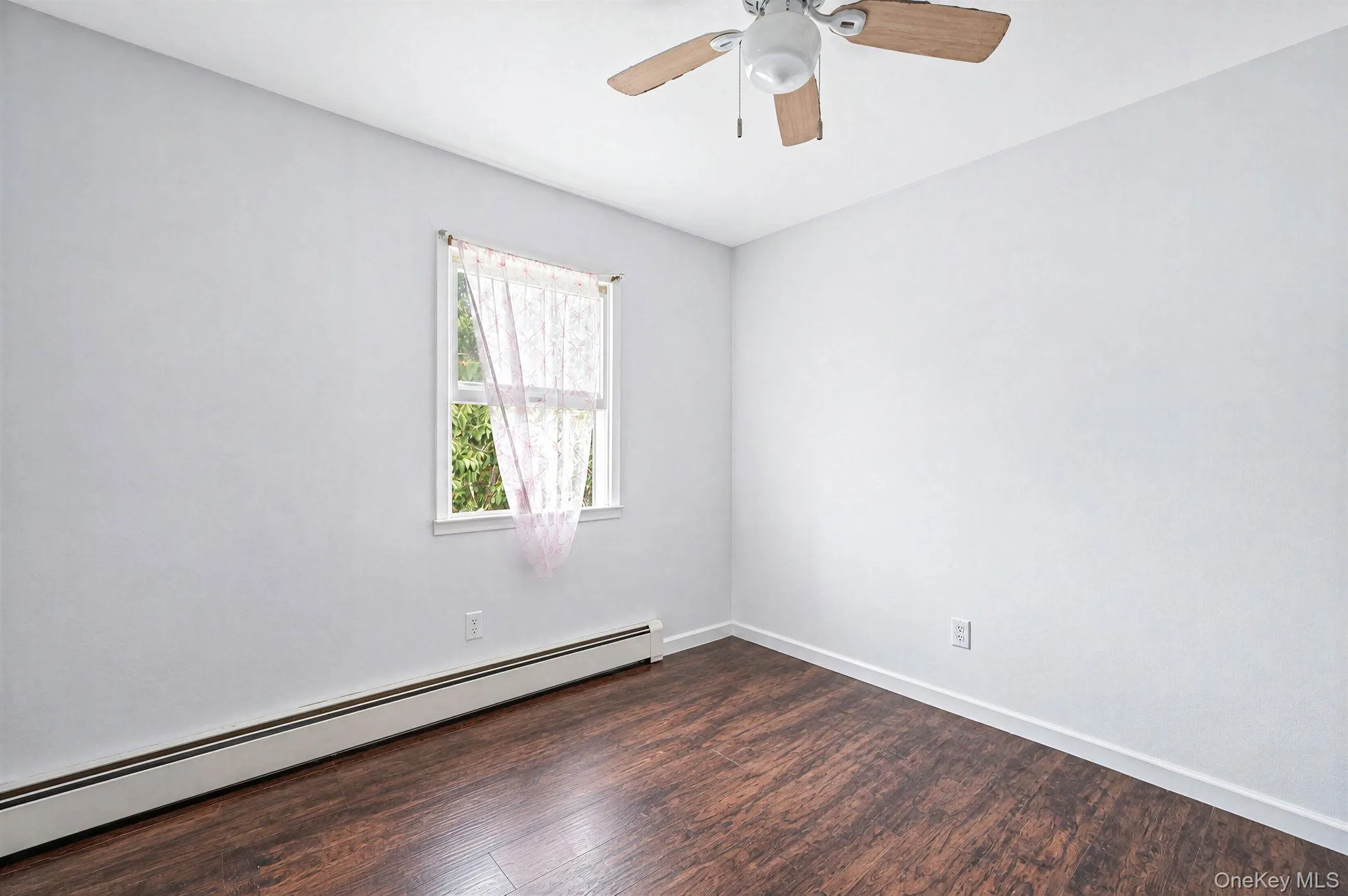 83 Pine Tree Drive, Brookhaven, NY, 5 Bedrooms Bedrooms, 10 Rooms Rooms,2 BathroomsBathrooms,Residential,For Rent,Pine Tree,0,1052879 83 Pine Tree Drive, Brookhaven, NY, 5 Bedrooms Bedrooms, 10 Rooms Rooms,2 BathroomsBathrooms,Residential,For Rent,Pine Tree,0,1052879