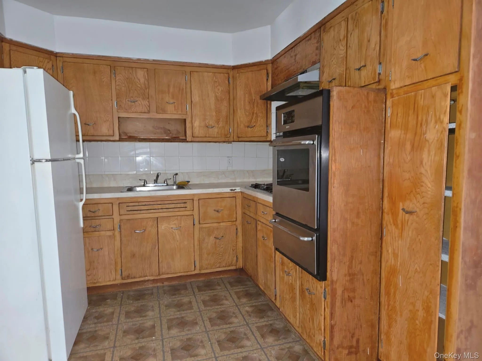 85-49 75th Street, New York, NY, 2 Bedroom Bedrooms, 5 Room Rooms,1 BathroomBathrooms,Residential Lease,For Rent,75th,0,1052883 85-49 75th Street, New York, NY, 2 Bedroom Bedrooms, 5 Room Rooms,1 BathroomBathrooms,Residential Lease,For Rent,75th,0,1052883