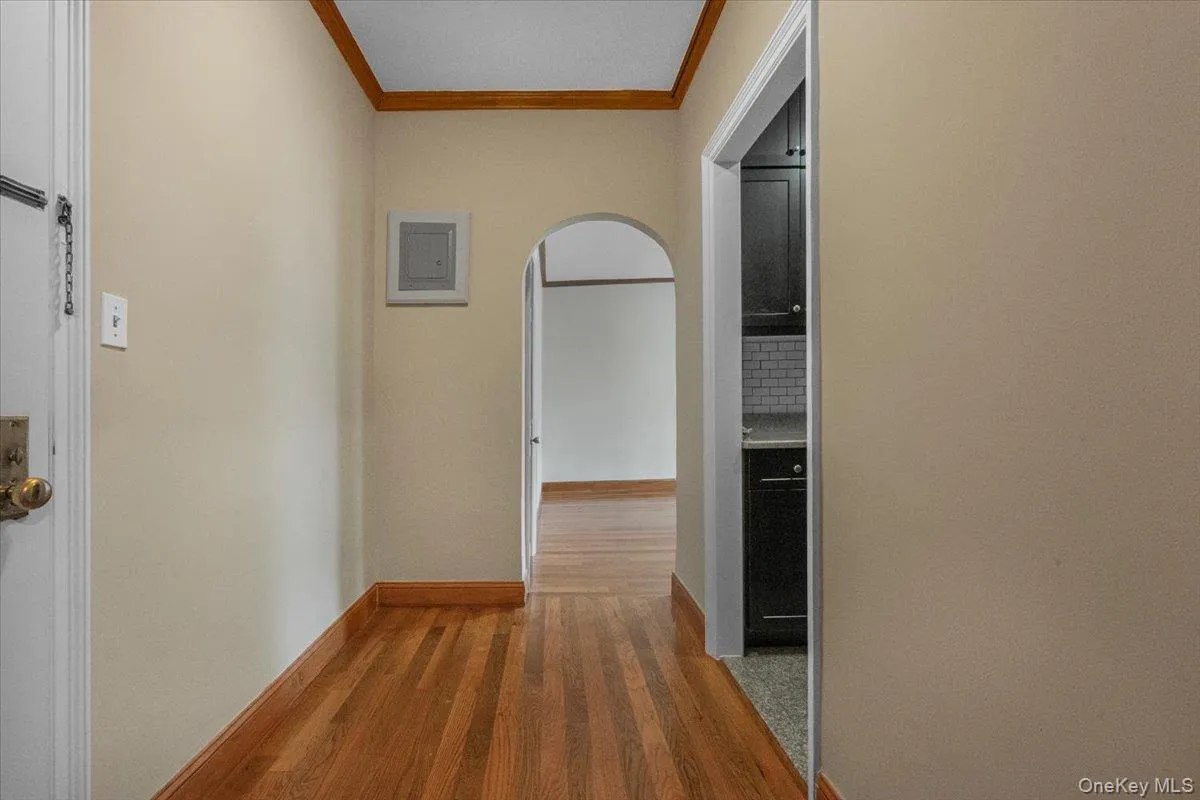 4333 48th Street, New York, NY, 1 Bedroom Bedrooms, 2 Rooms Rooms,1 BathroomBathrooms,Residential,For Rent,48th,0,1052889 4333 48th Street, New York, NY, 1 Bedroom Bedrooms, 2 Rooms Rooms,1 BathroomBathrooms,Residential,For Rent,48th,0,1052889