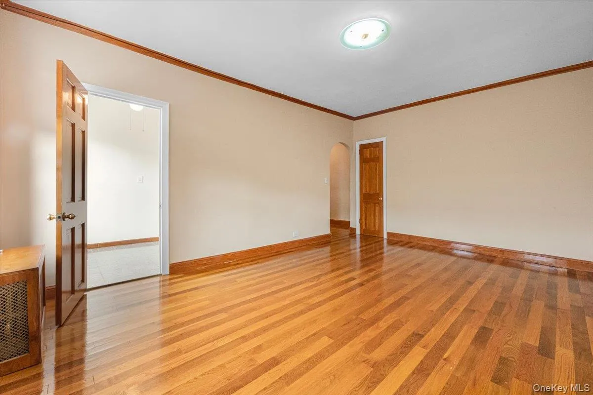 4333 48th Street, New York, NY, 1 Bedroom Bedrooms, 2 Rooms Rooms,1 BathroomBathrooms,Residential,For Rent,48th,0,1052889 4333 48th Street, New York, NY, 1 Bedroom Bedrooms, 2 Rooms Rooms,1 BathroomBathrooms,Residential,For Rent,48th,0,1052889