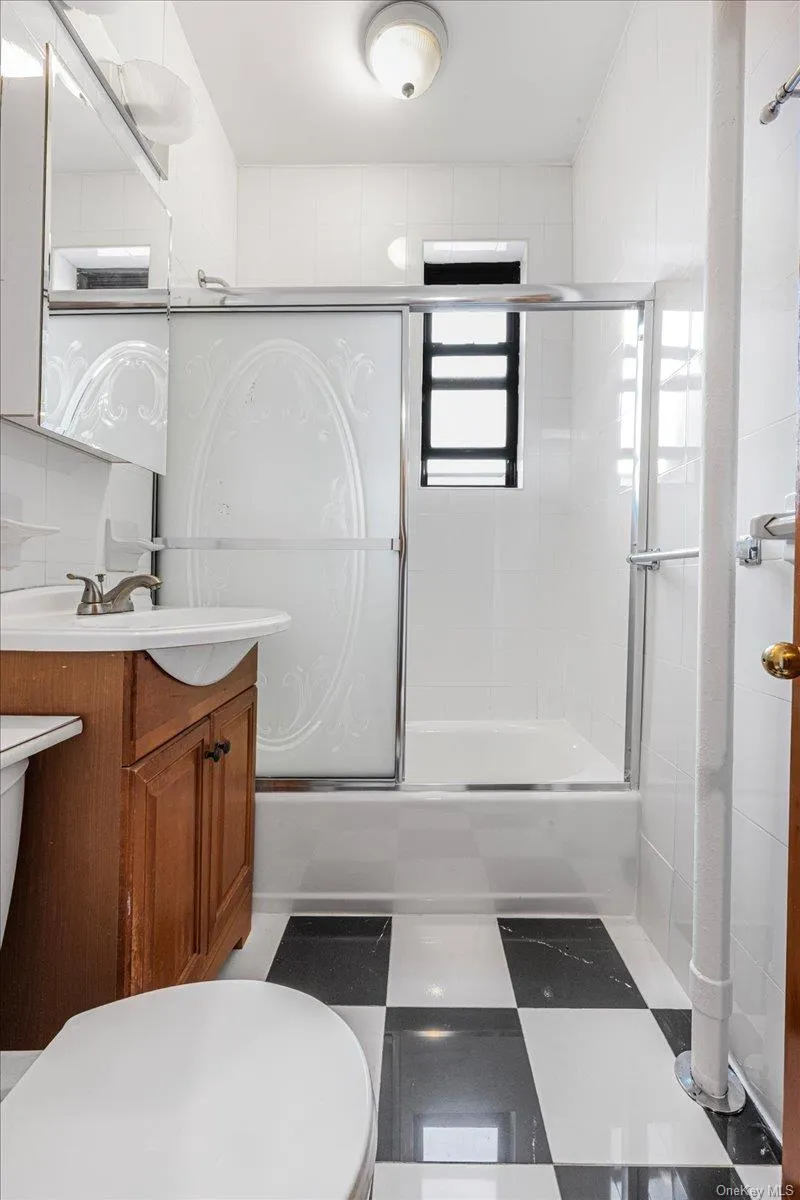 4333 48th Street, New York, NY, 1 Bedroom Bedrooms, 2 Rooms Rooms,1 BathroomBathrooms,Residential,For Rent,48th,0,1052889 4333 48th Street, New York, NY, 1 Bedroom Bedrooms, 2 Rooms Rooms,1 BathroomBathrooms,Residential,For Rent,48th,0,1052889