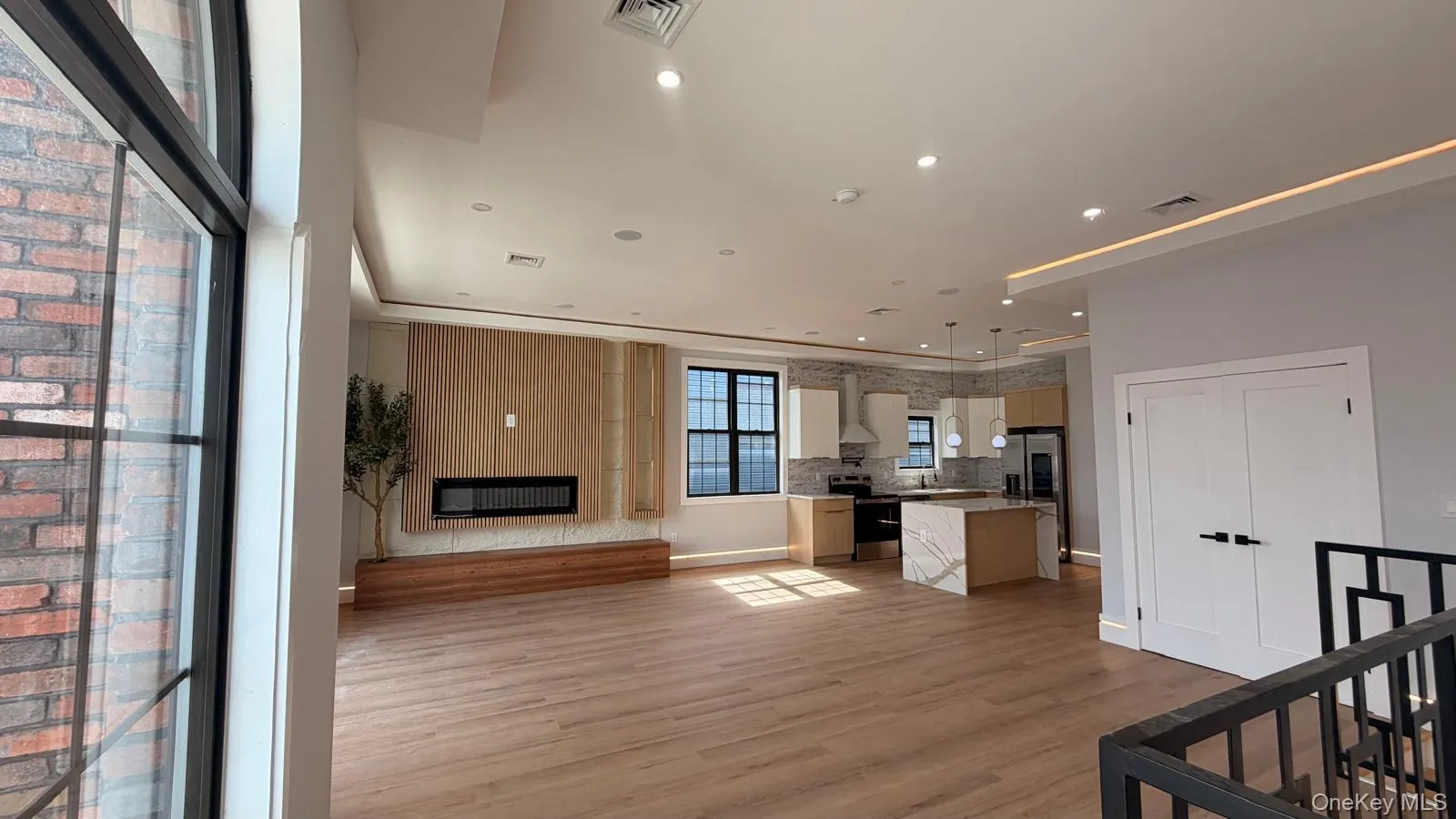 11940 195th Street, New York, NY, 4 Bedrooms Bedrooms, 5 Rooms Rooms,2 BathroomsBathrooms,Residential Lease,For Rent,195th,0,1052898 11940 195th Street, New York, NY, 4 Bedrooms Bedrooms, 5 Rooms Rooms,2 BathroomsBathrooms,Residential Lease,For Rent,195th,0,1052898
