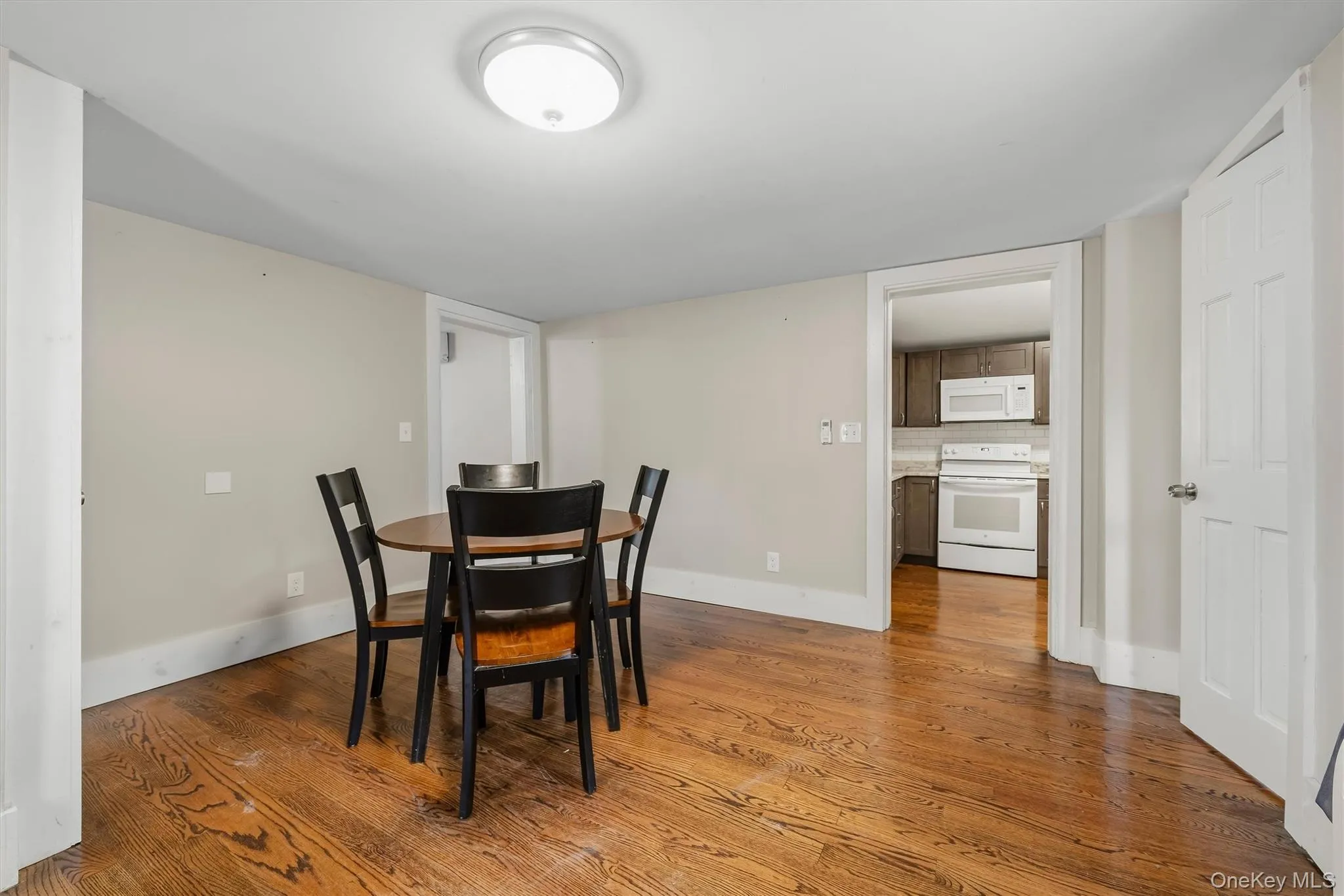 83 Mountain Avenue, Highlands, NY, 2 Bedrooms Bedrooms, 6 Rooms Rooms,1 BathroomBathrooms,Residential Lease,For Rent,Mountain,0,1052902 83 Mountain Avenue, Highlands, NY, 2 Bedrooms Bedrooms, 6 Rooms Rooms,1 BathroomBathrooms,Residential Lease,For Rent,Mountain,0,1052902